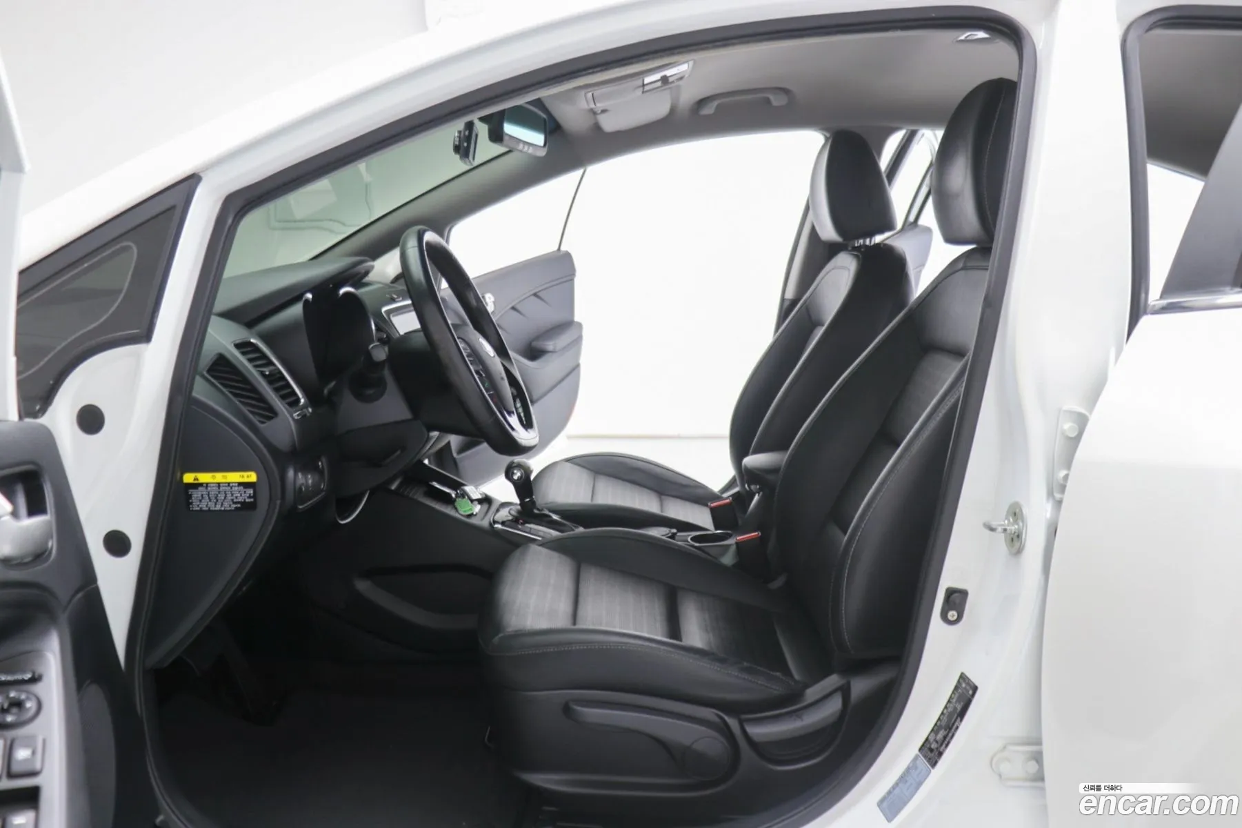 Kia K3 2018 — 4