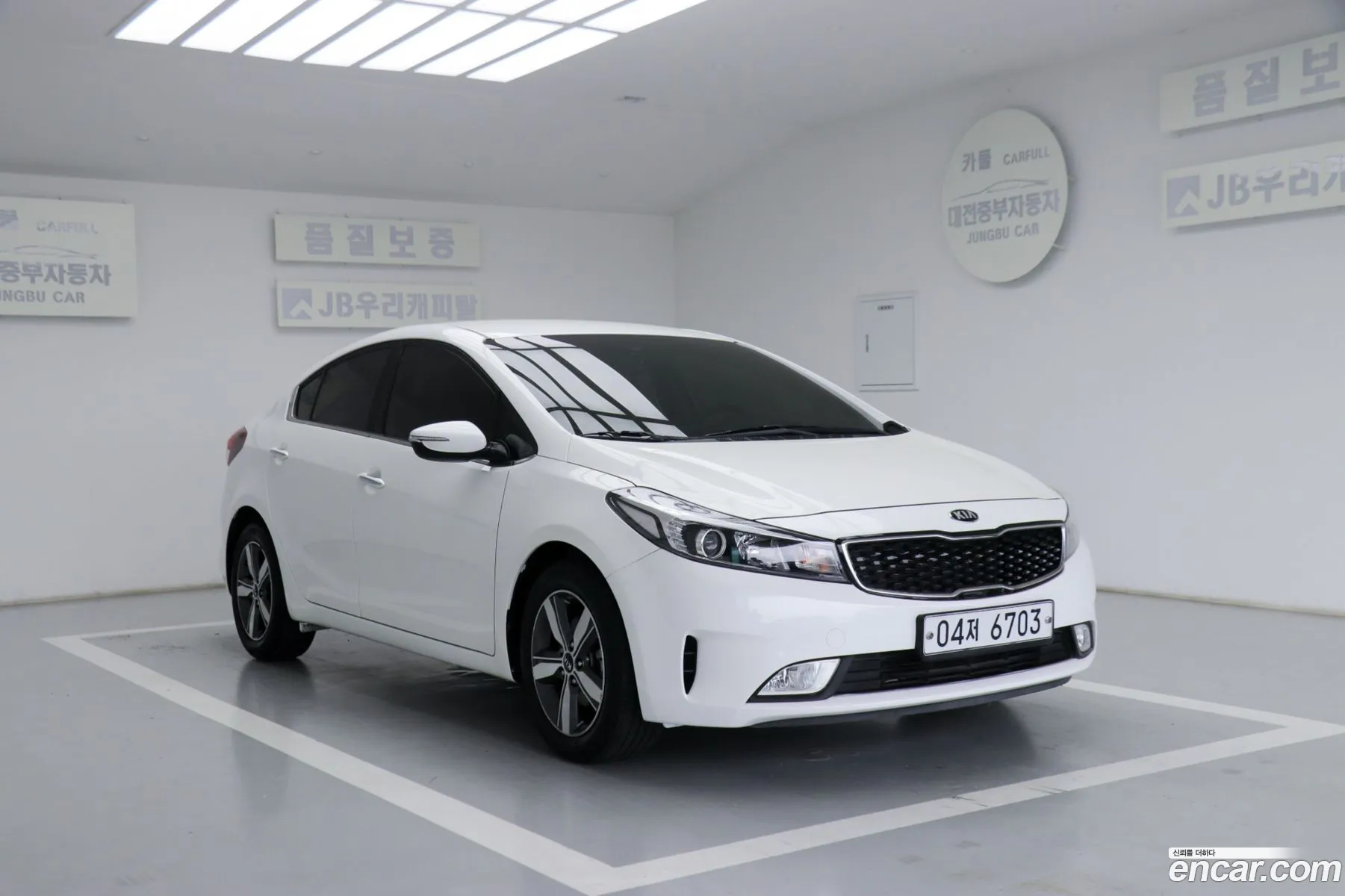 Kia K3 2018 — 5