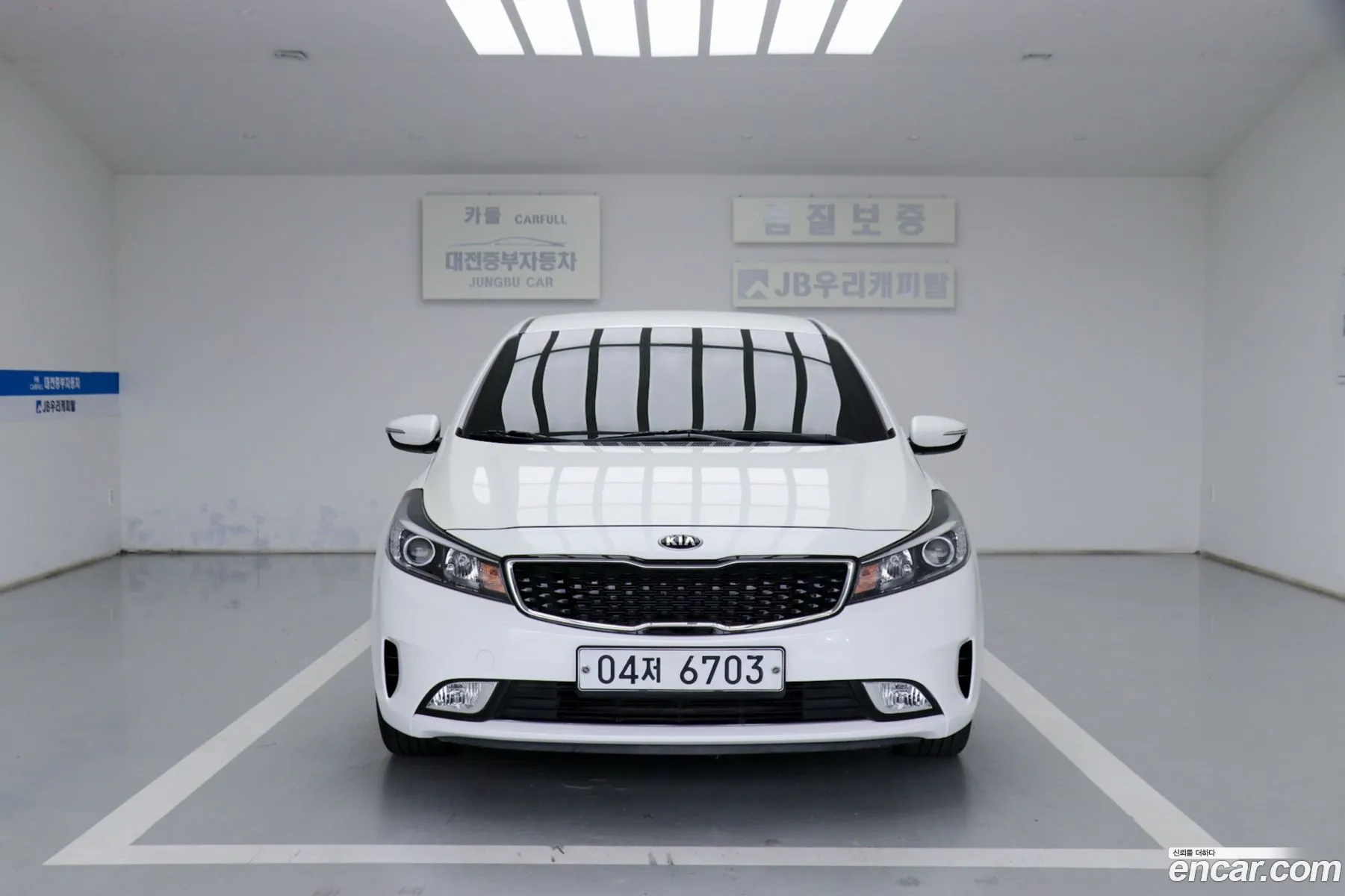 Kia K3 2018 — 11