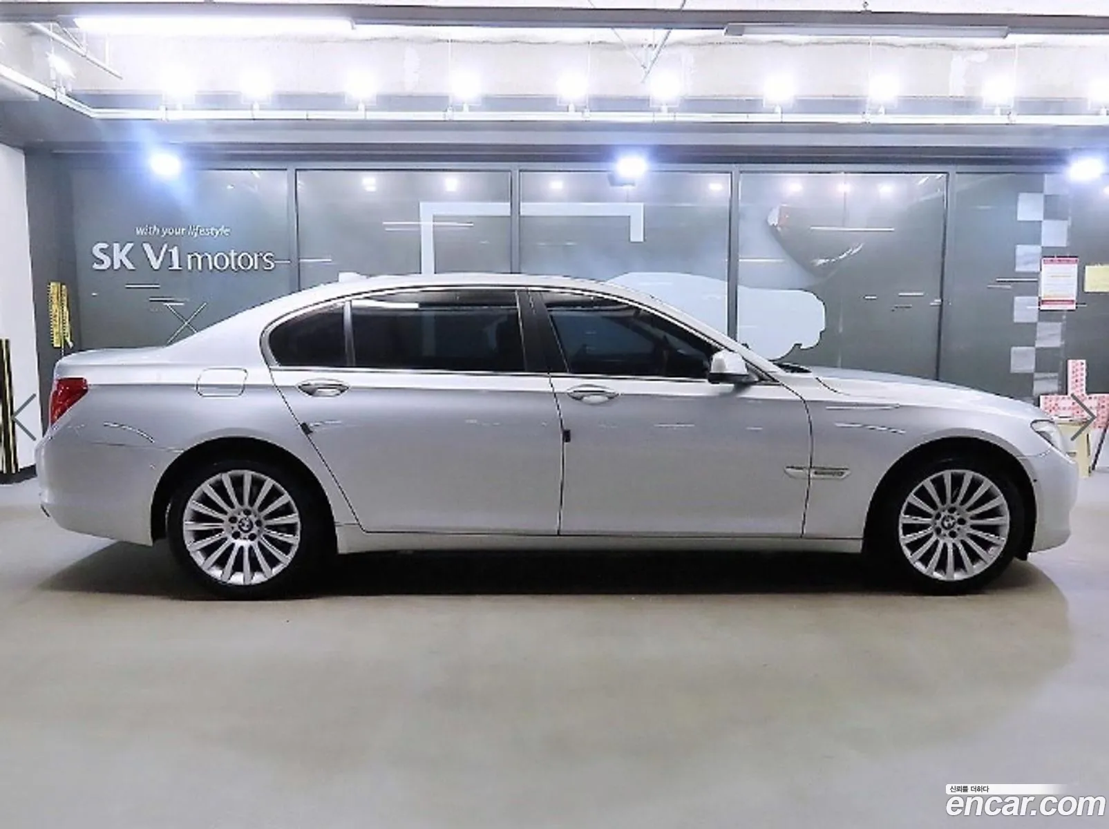 BMW 7 Series 2009 — 8
