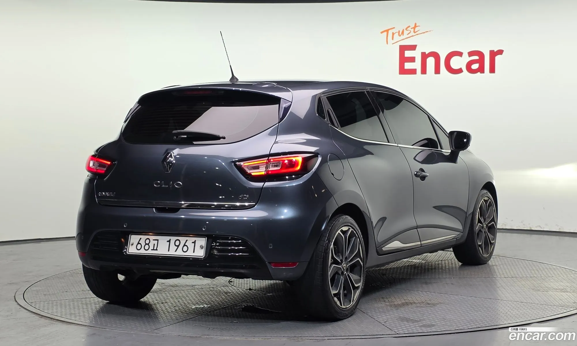 Renault Korea (Samsung) Clio 2018 — 11