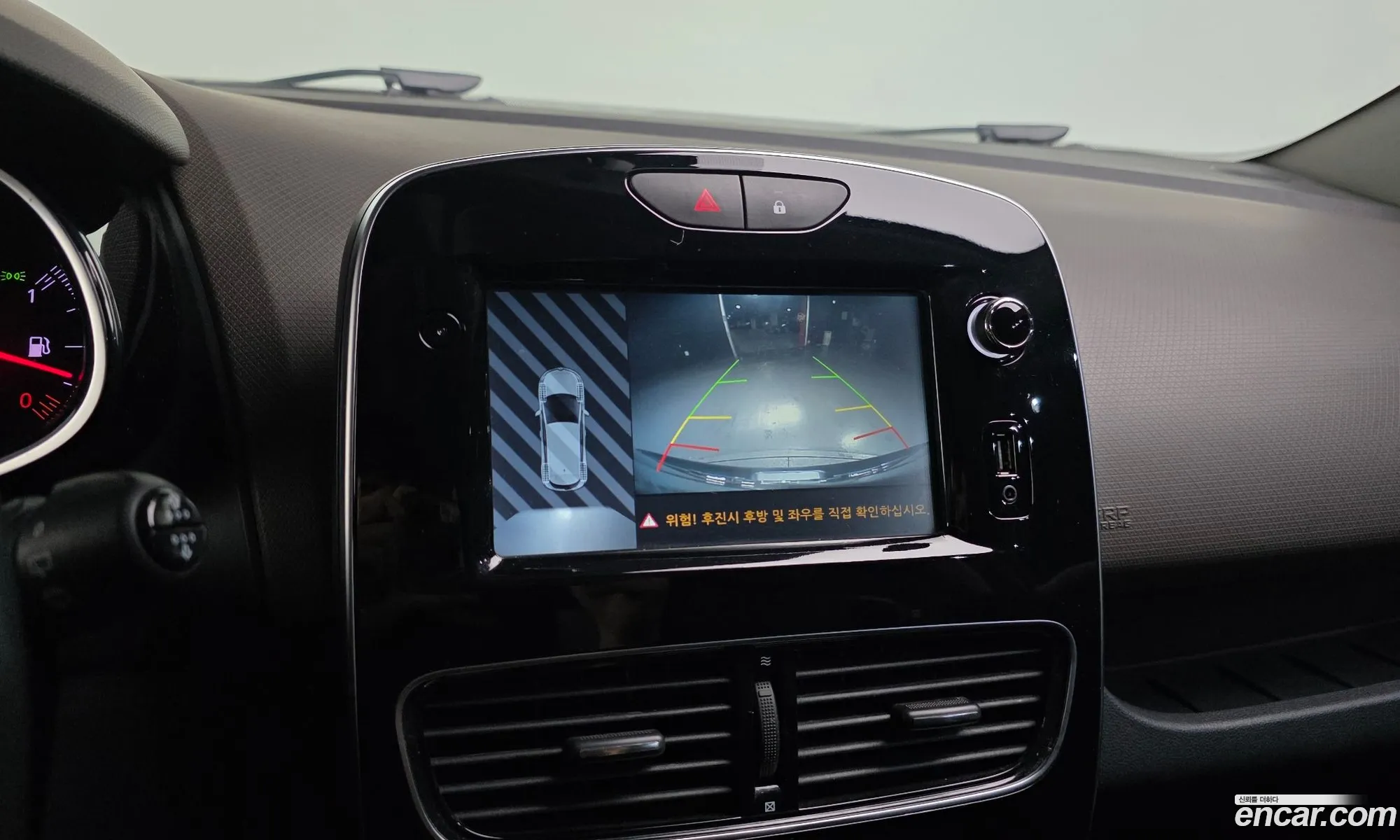 Renault Korea (Samsung) Clio 2018 — 9