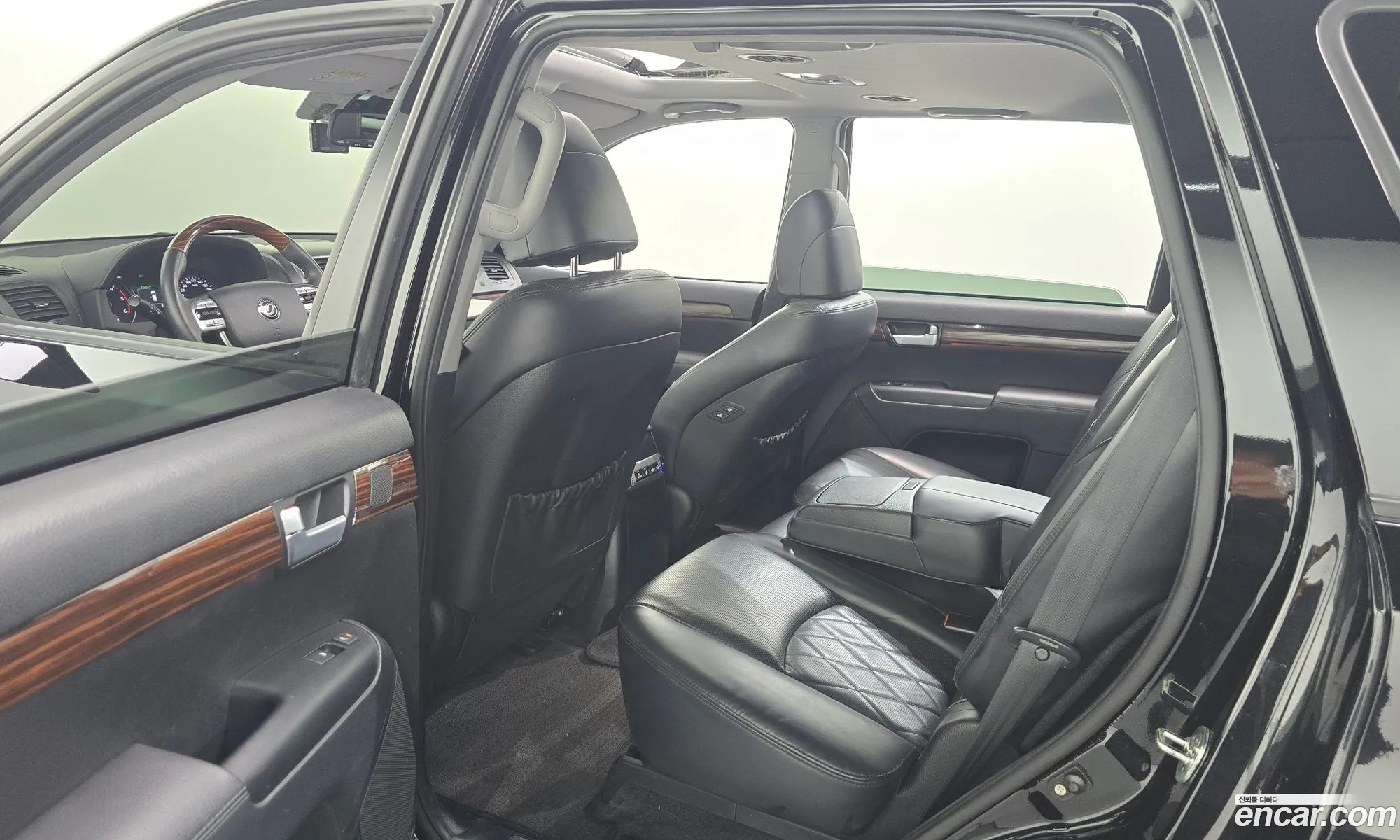 Kia Mohave 2017 — 28