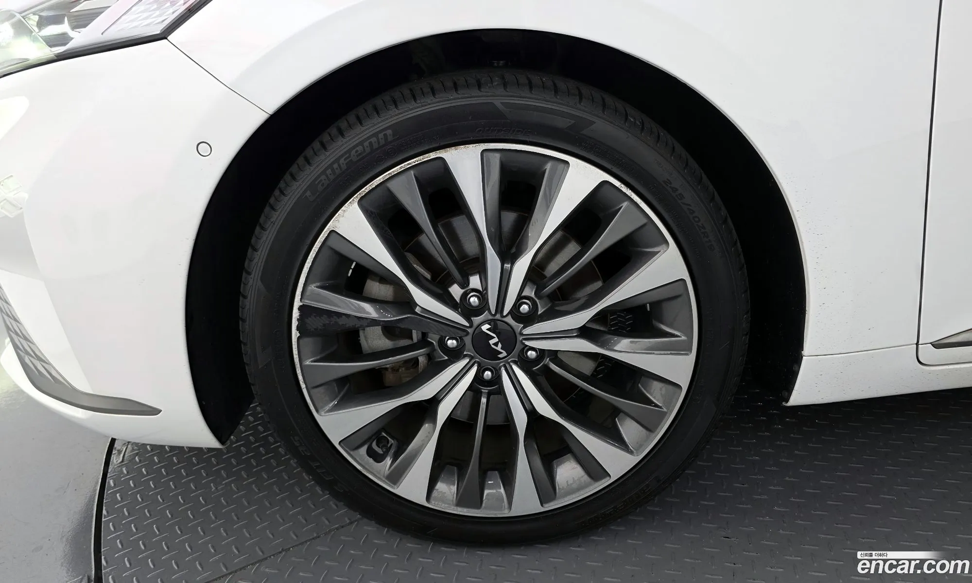 Kia K8 2021 — 22