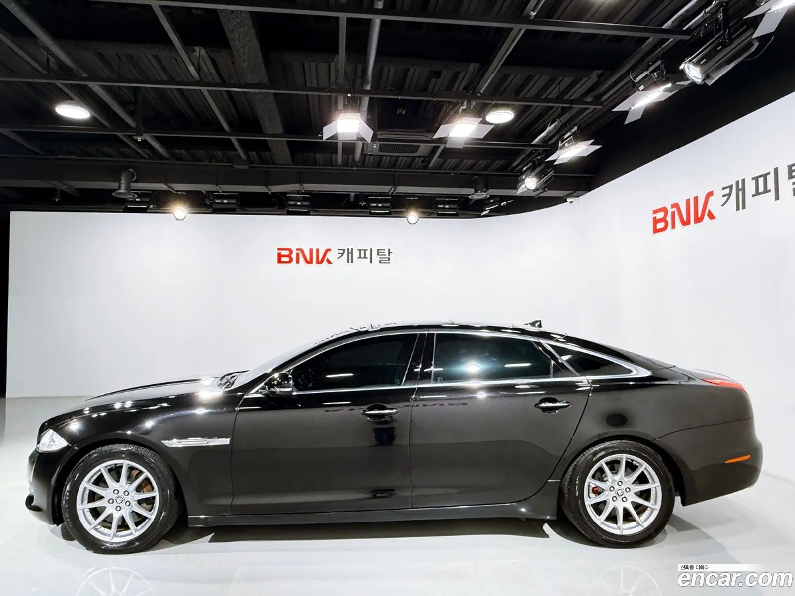 Jaguar XJ 2013 — 20