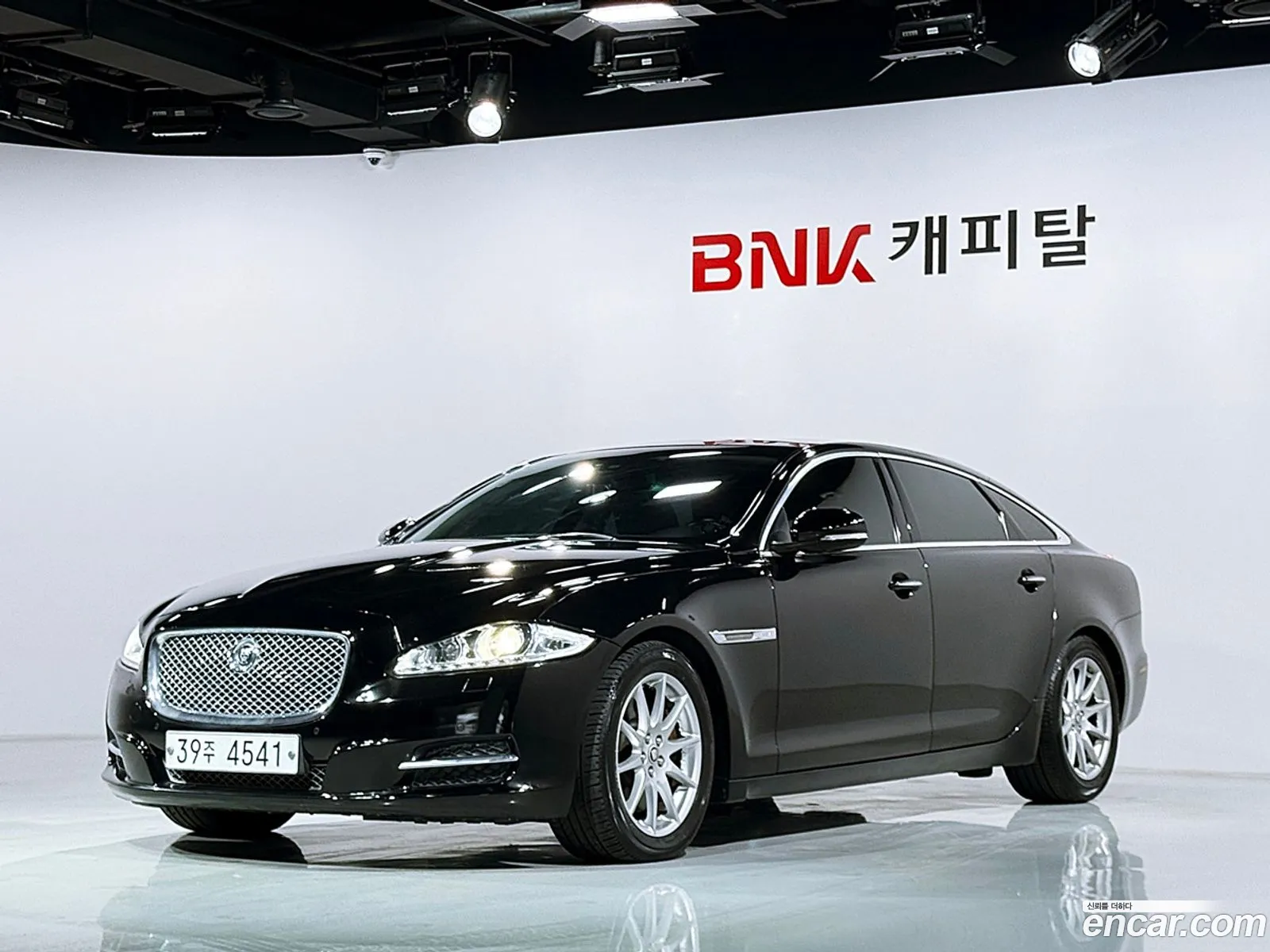Jaguar XJ 2013 — 16