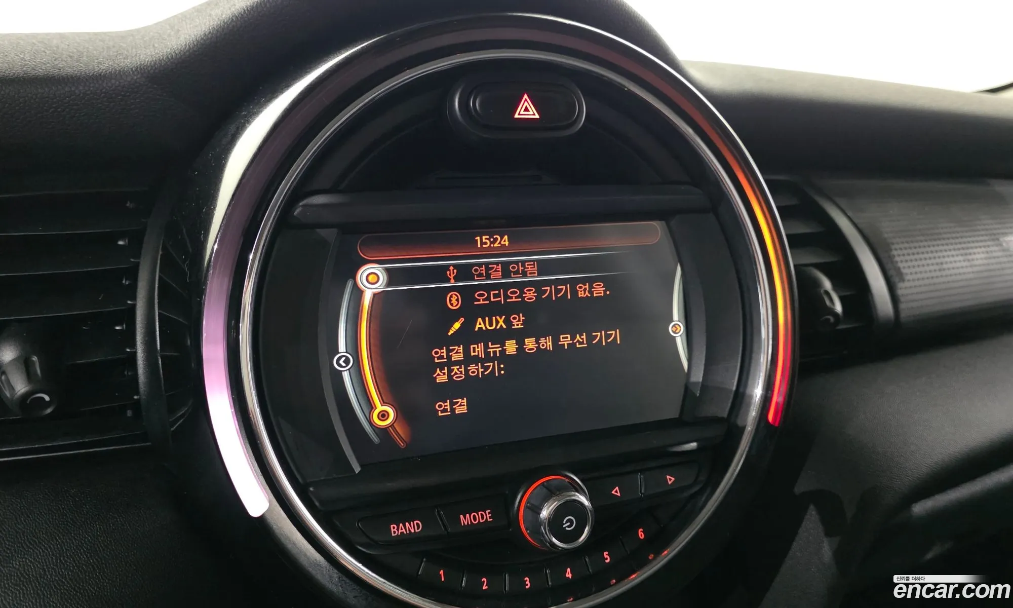 Mini Cooper 2018 WMWXP5108J2H39323 — 11