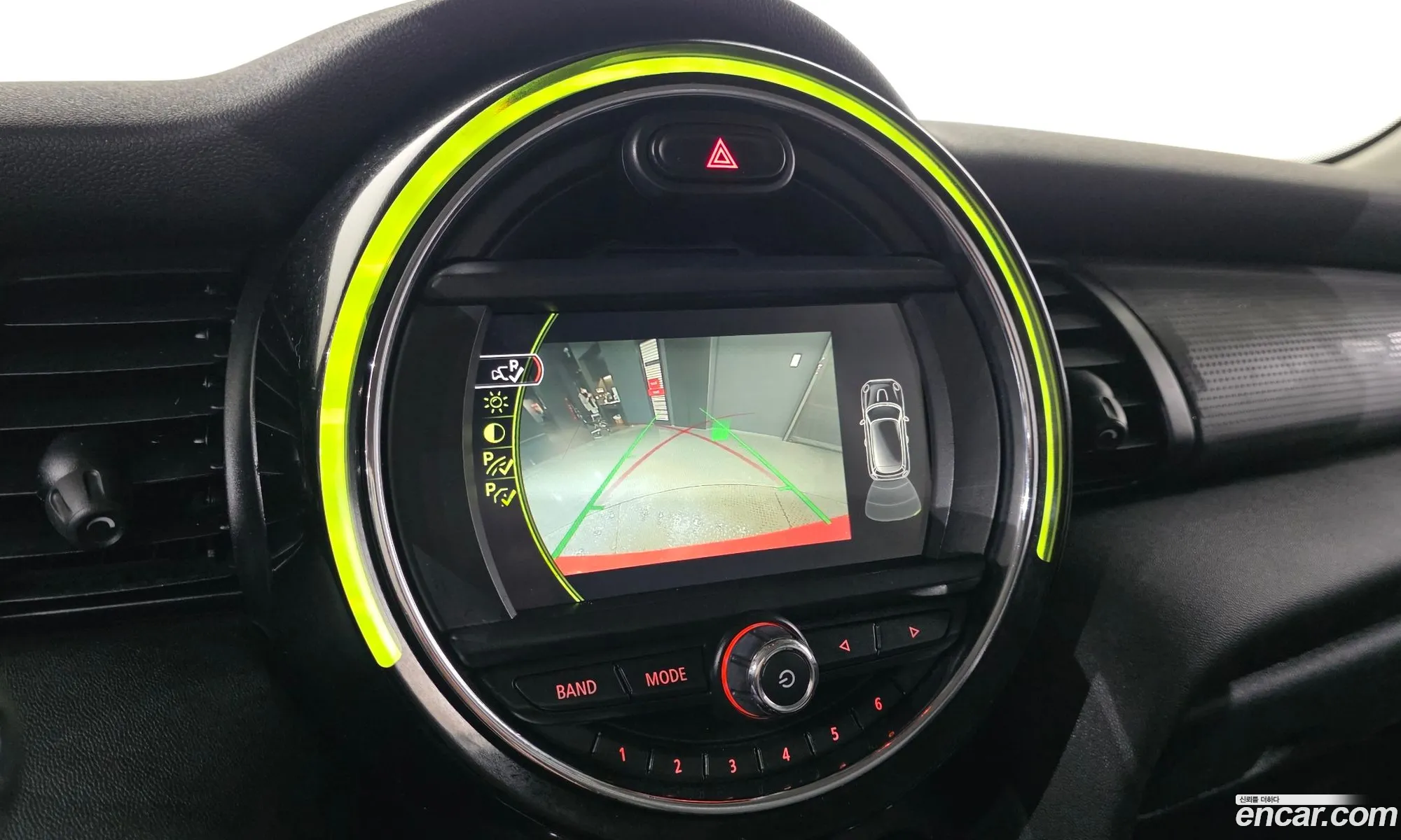 Mini Cooper 2018 WMWXP5108J2H39323 — 14