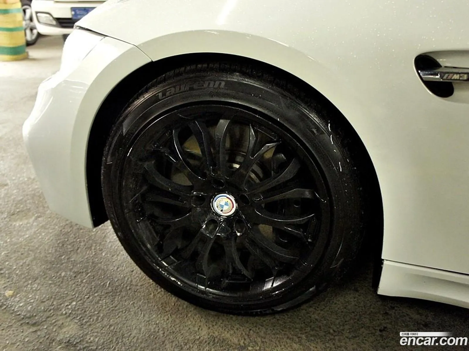 BMW 3 Series 2011 — 3