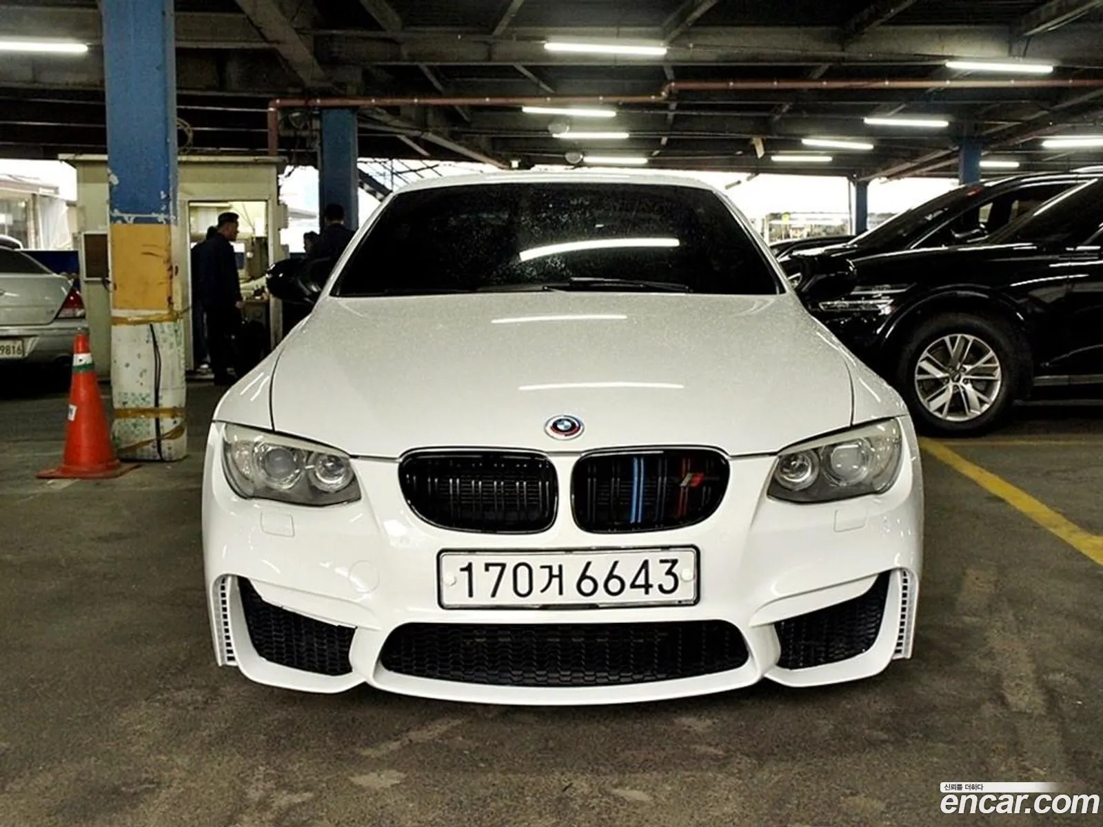 BMW 3 Series 2011 — 12