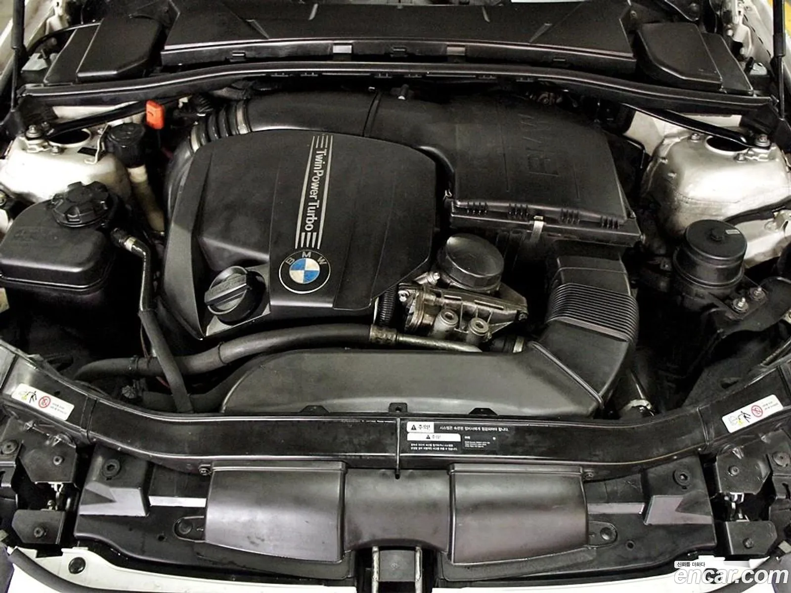 BMW 3 Series 2011 — 15