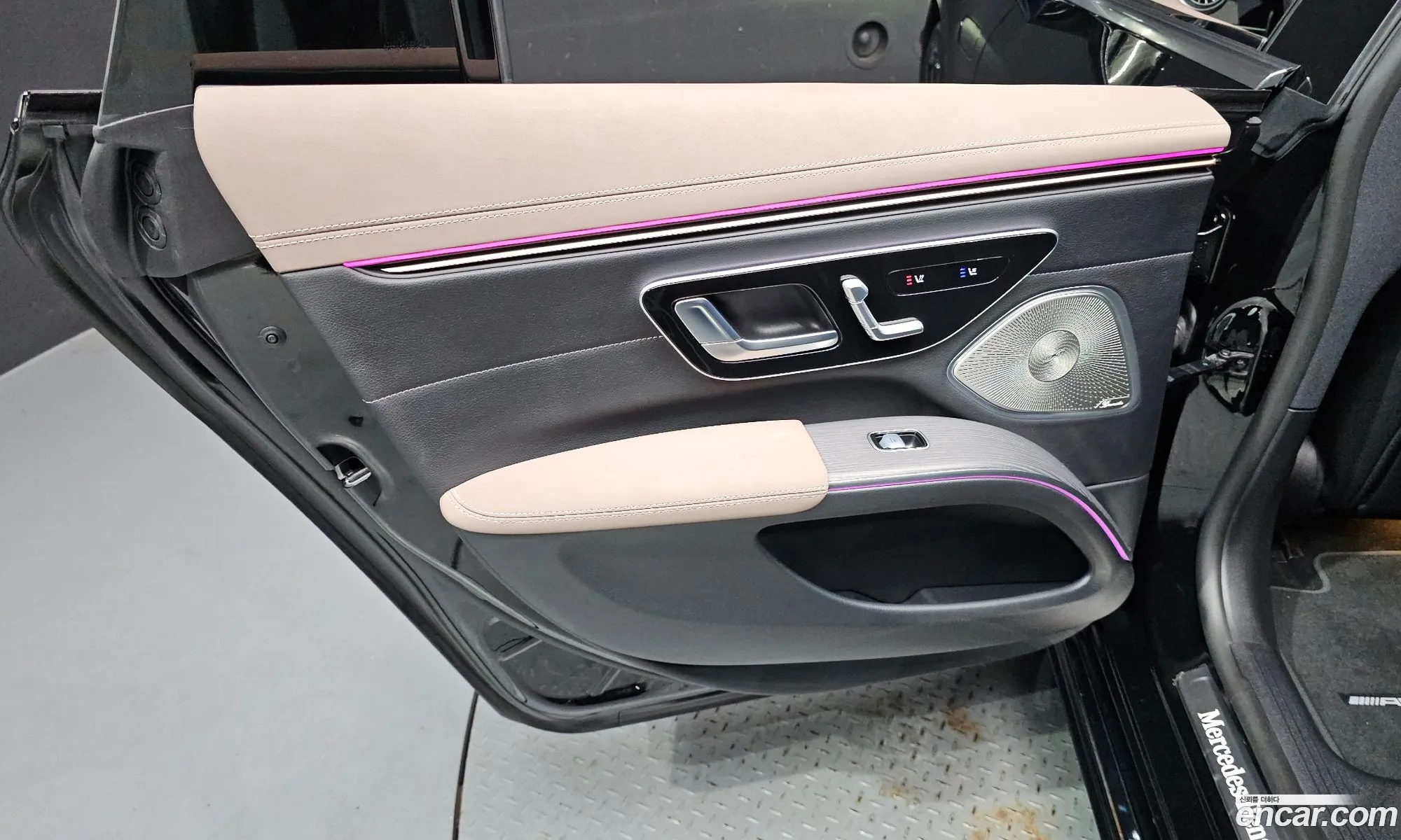 Mercedes-Benz EQS V297 2022 — 28