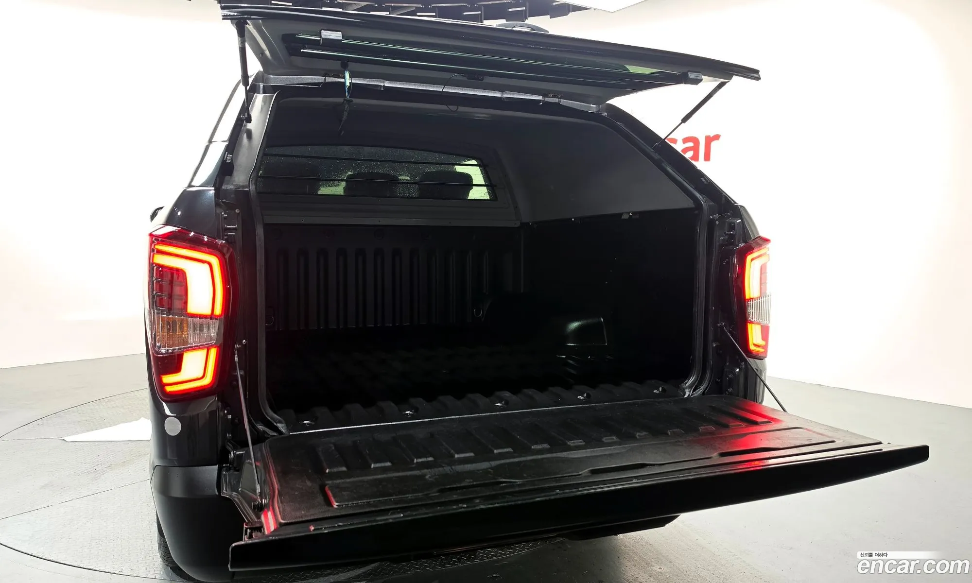 KG Mobility (SsangYong) Rexton Sports Khan 2023 — 19