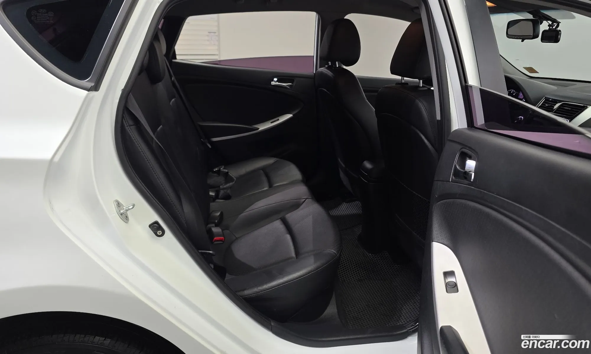 Hyundai Accent 2011 — 9