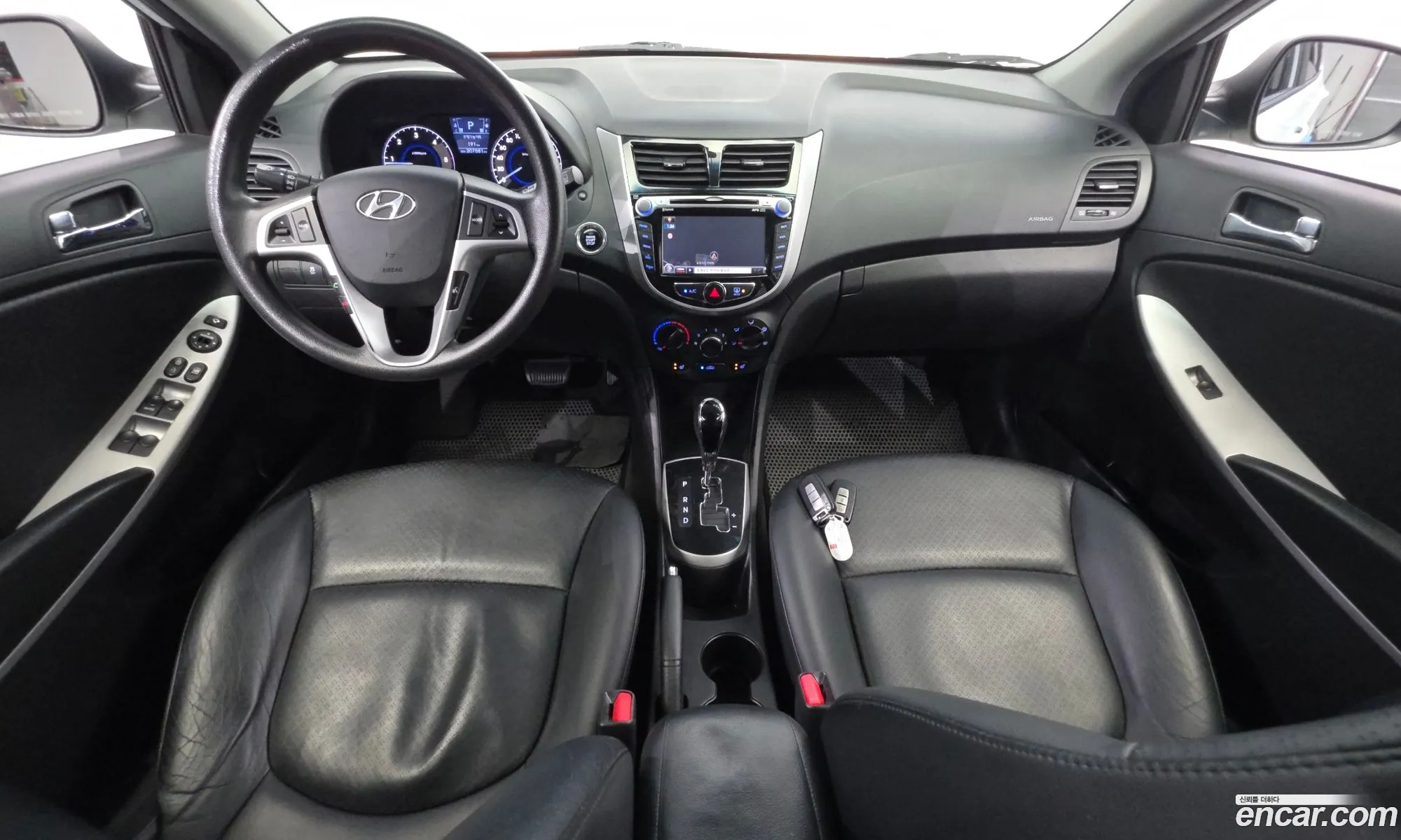 Hyundai Accent 2011 — 8