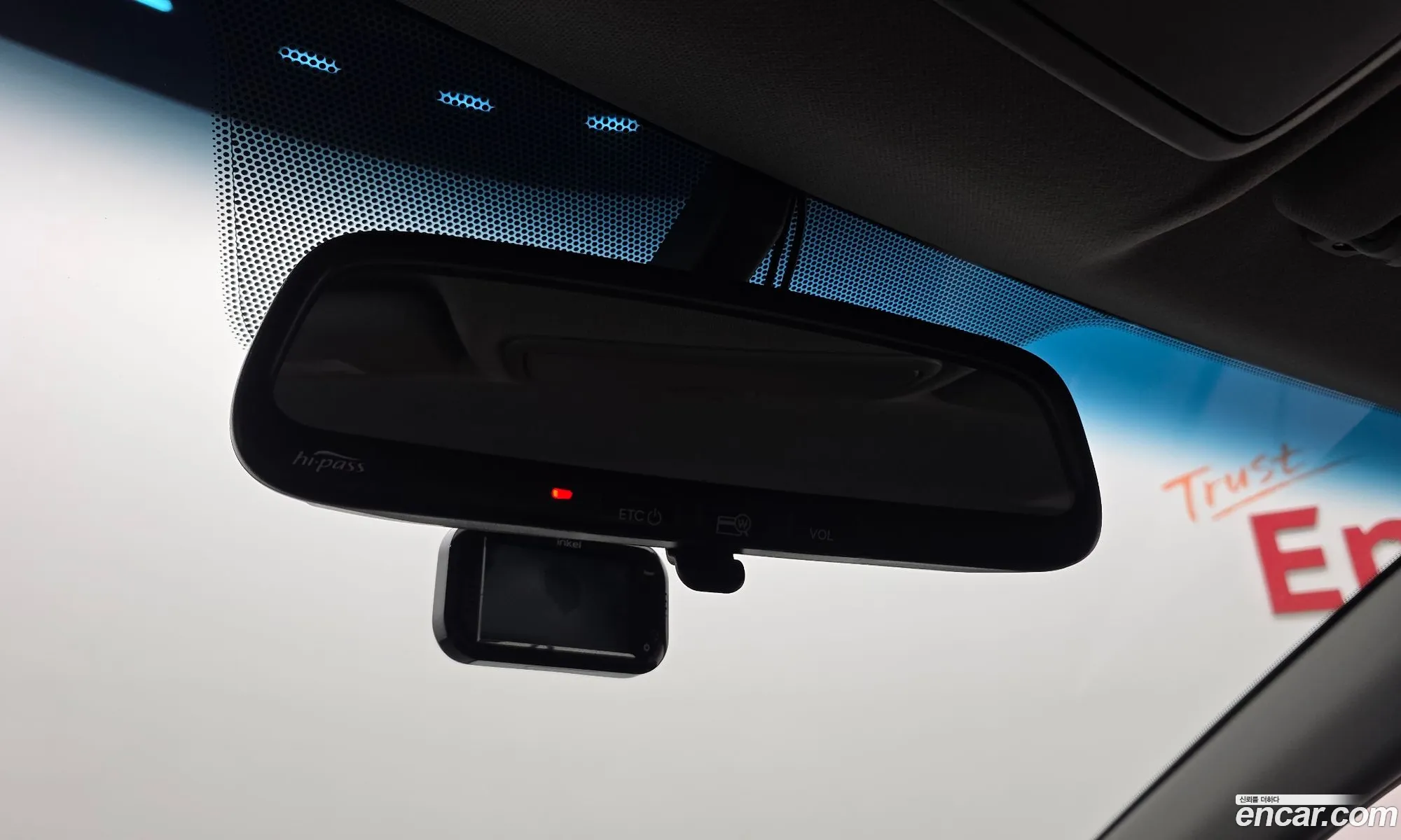 Hyundai Accent 2011 — 11