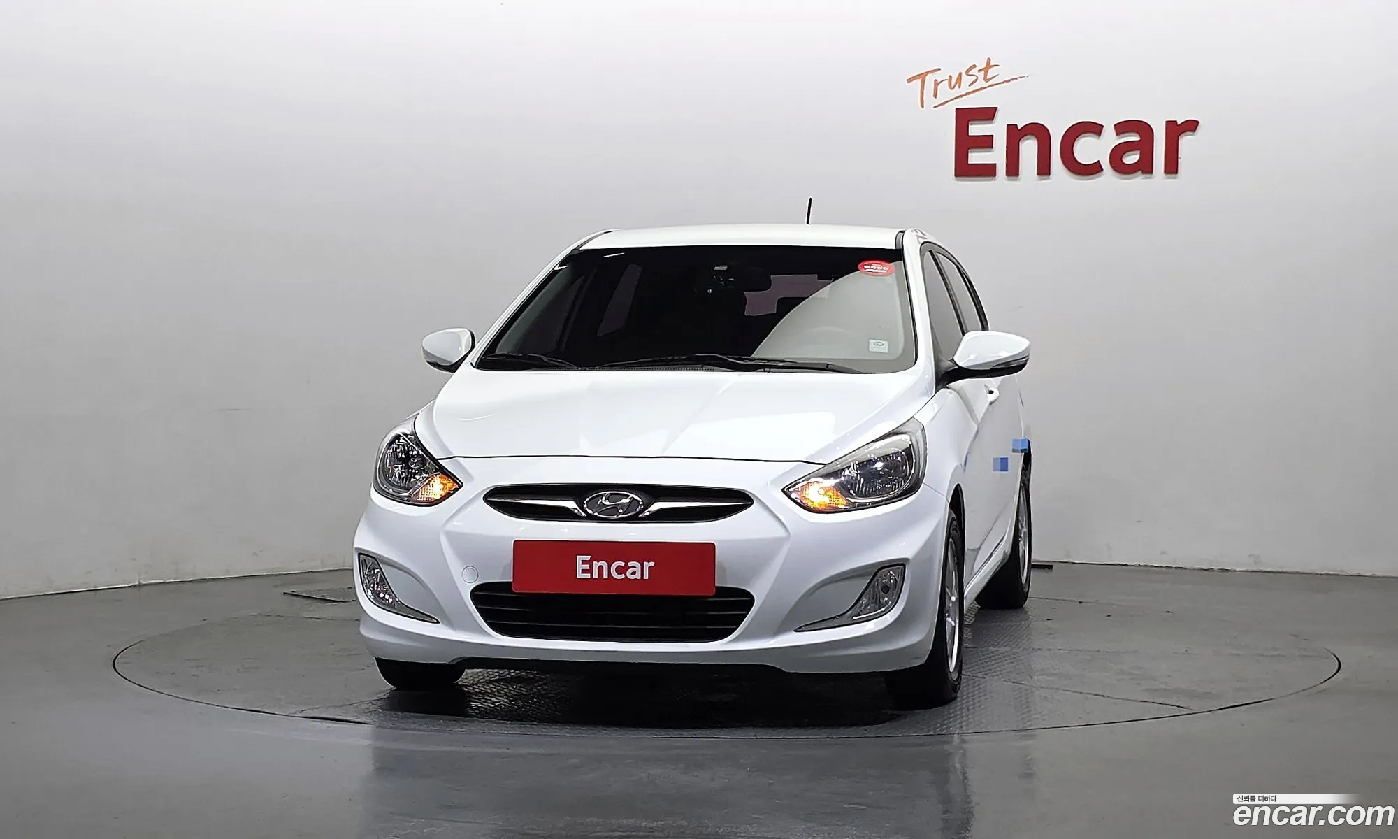 Hyundai Accent 2011 — 2