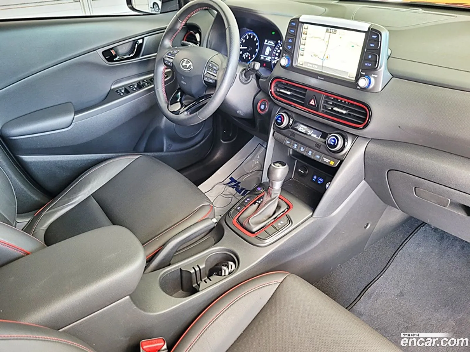 Hyundai Kona 2017 — 12