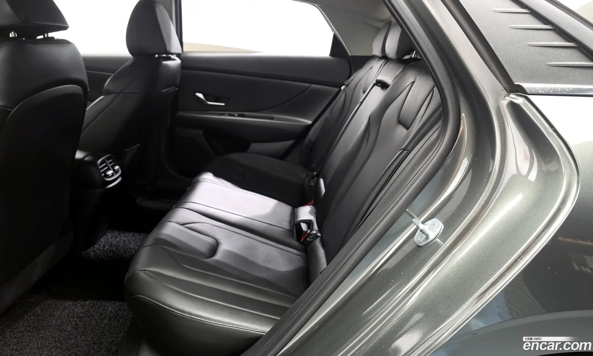 Hyundai Elantra 2021 — 29