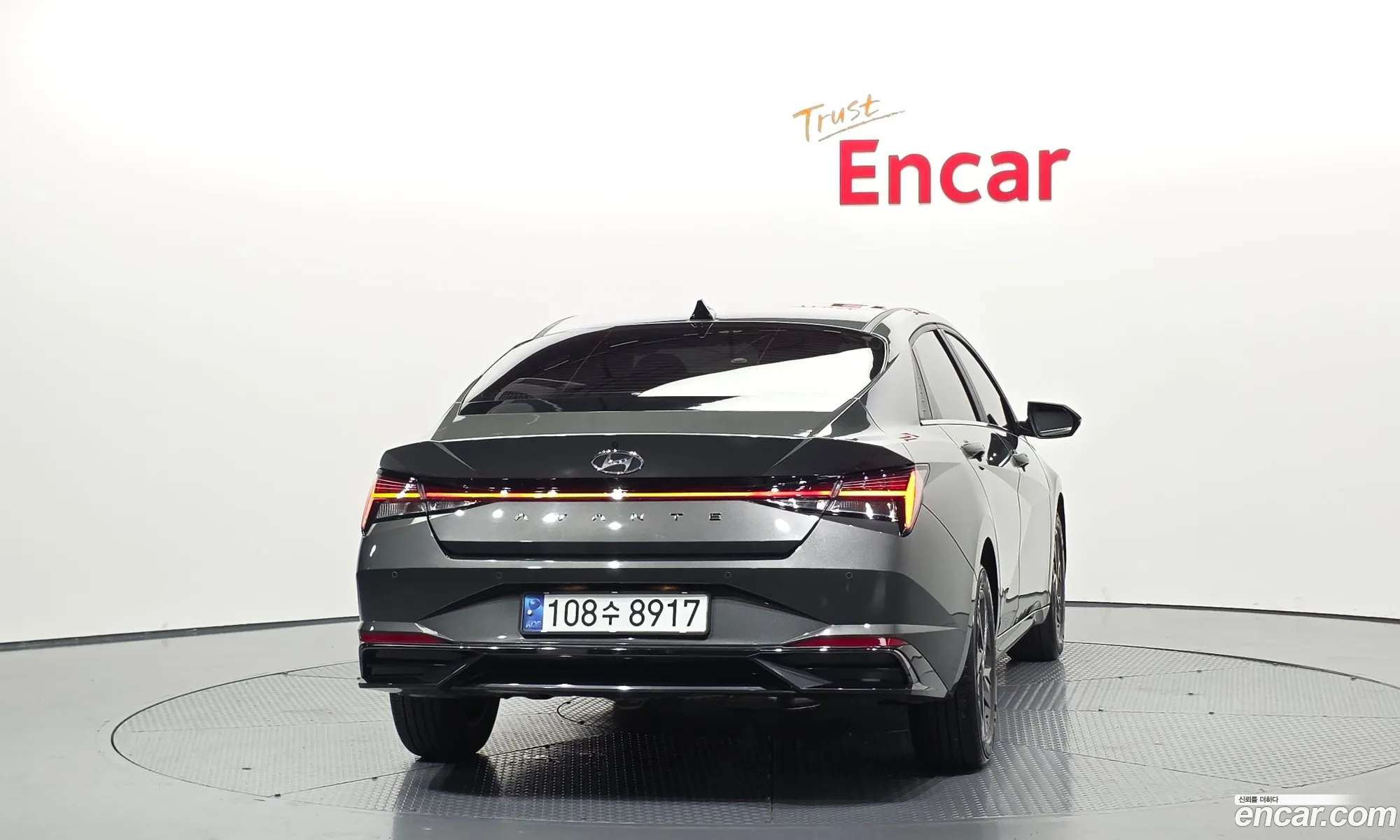 Hyundai Elantra 2021 — 2