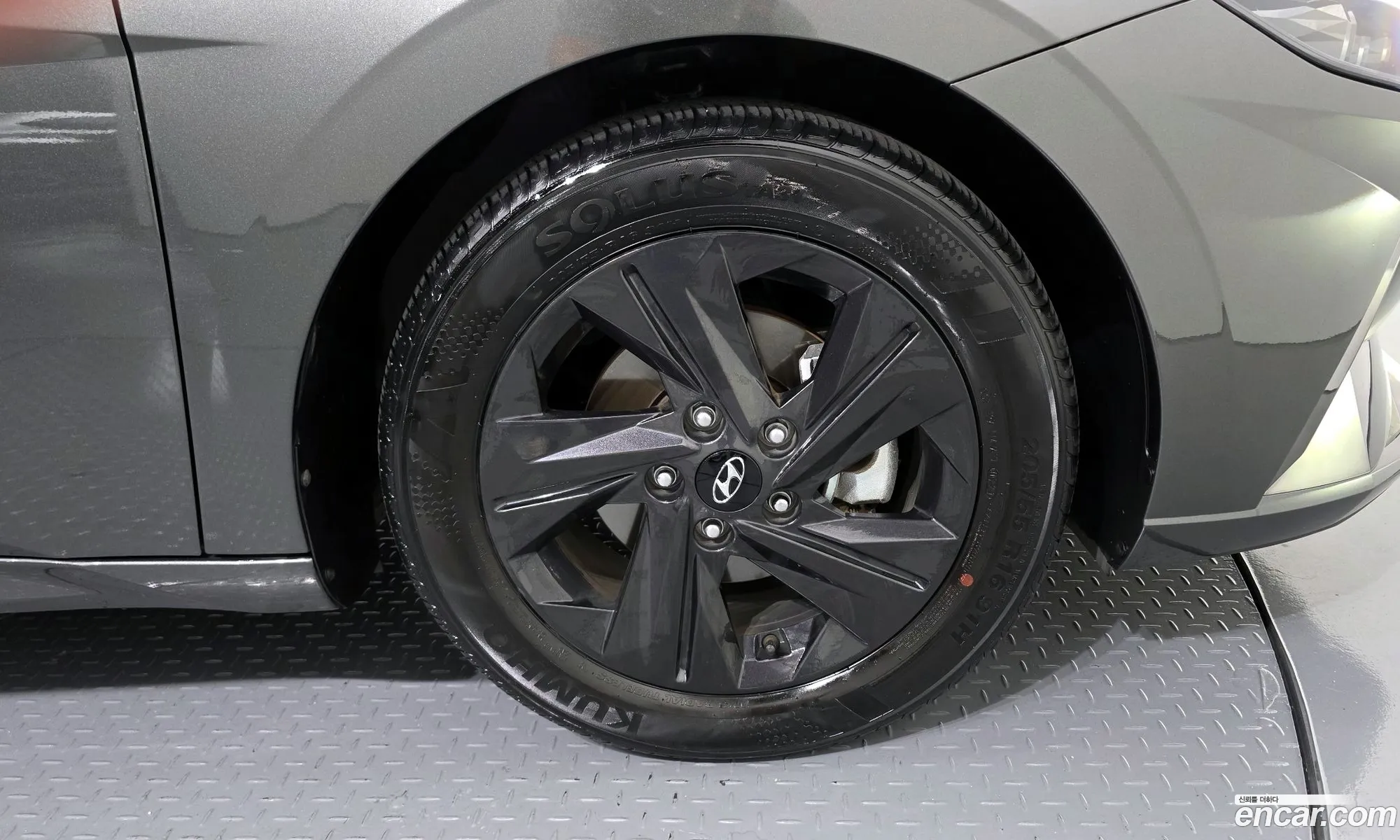 Hyundai Elantra 2021 — 22