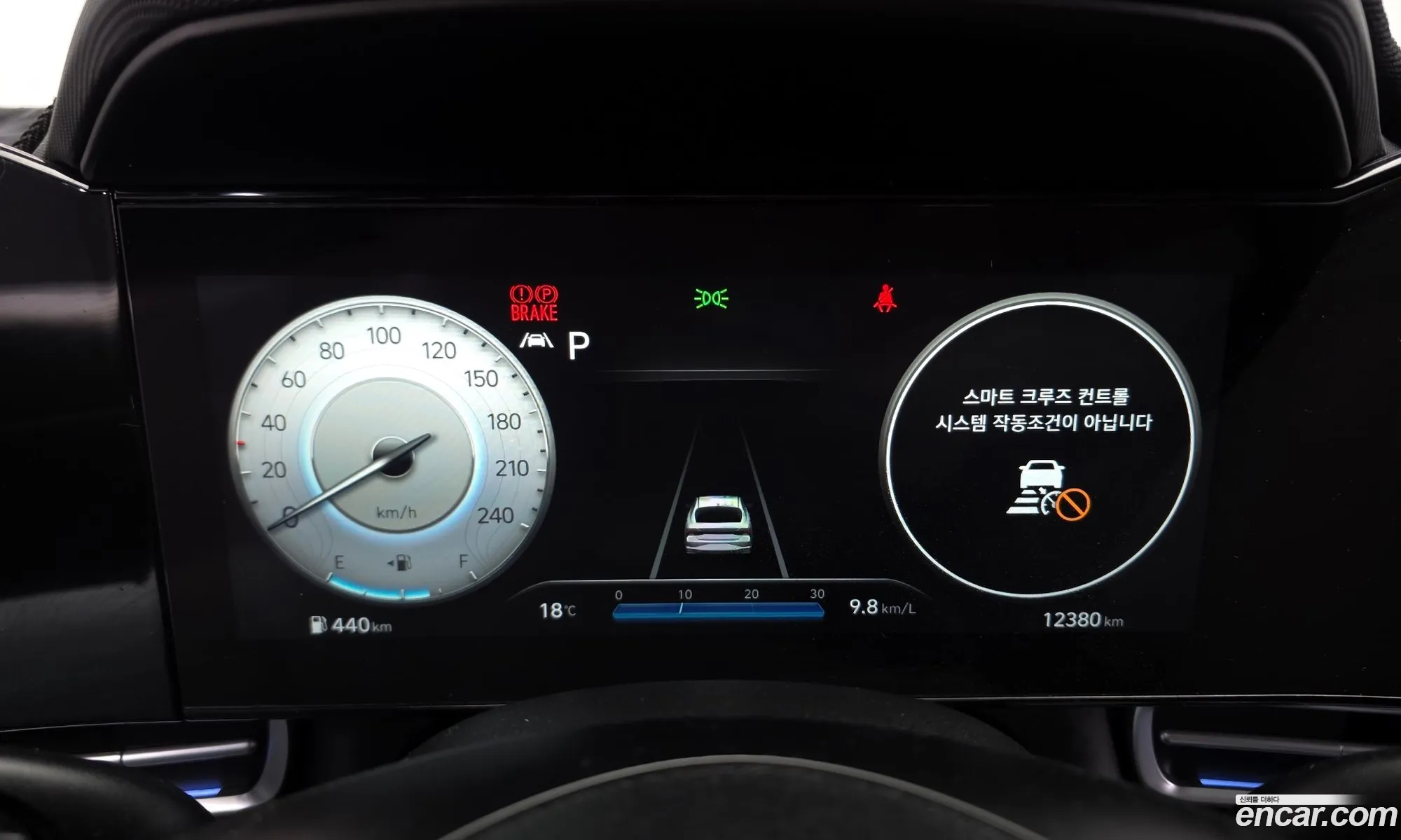 Hyundai Elantra 2021 — 28