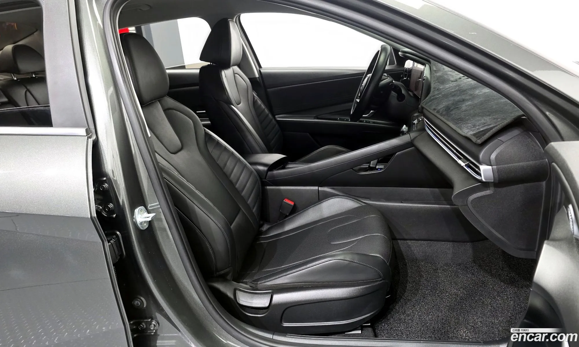 Hyundai Elantra 2021 — 4