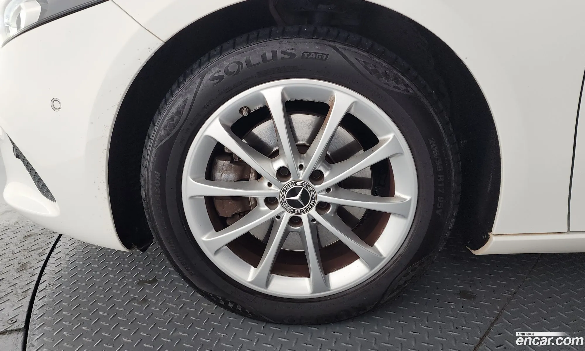 Mercedes-Benz A-Class W177 2019 — 32