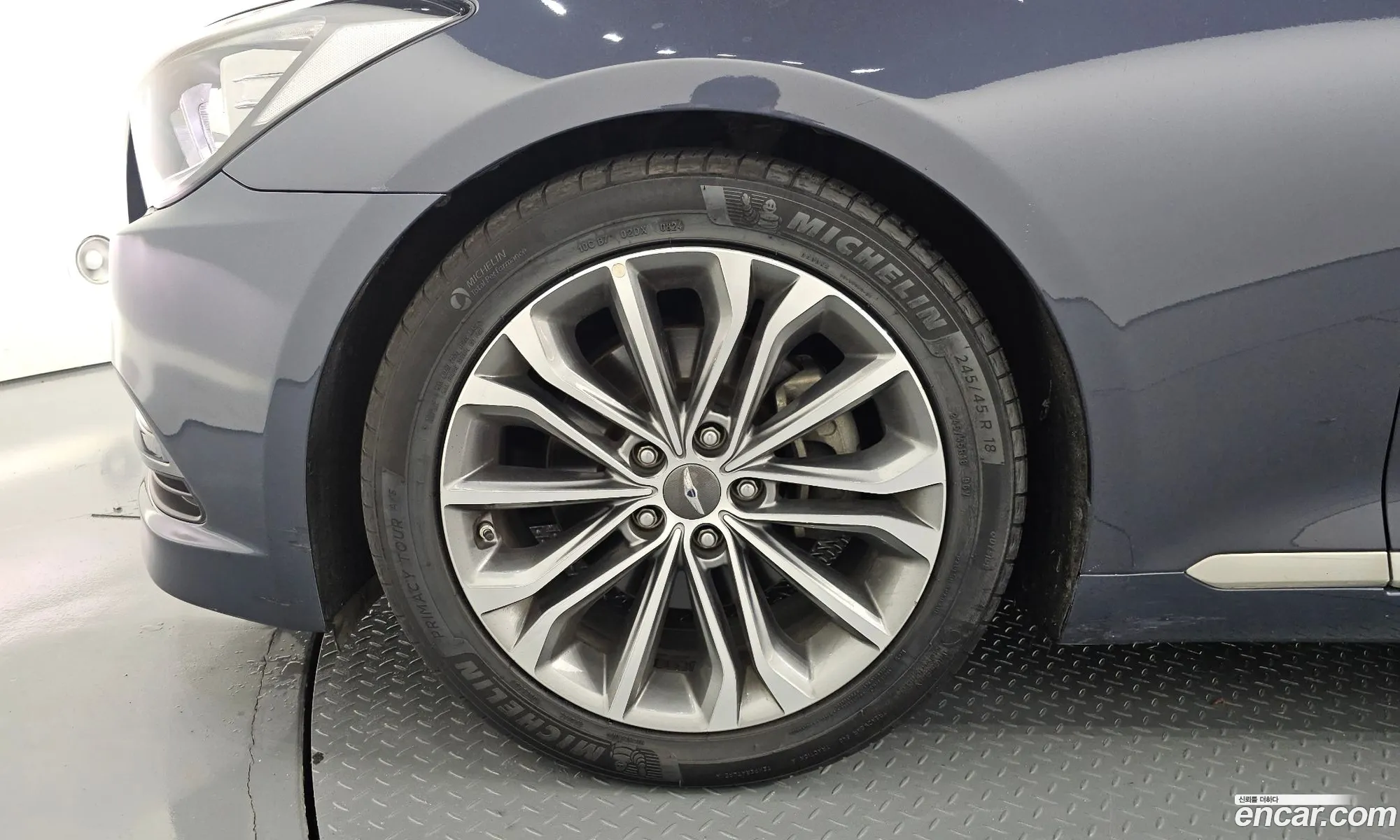 Hyundai Genesis DH 2014 — 9