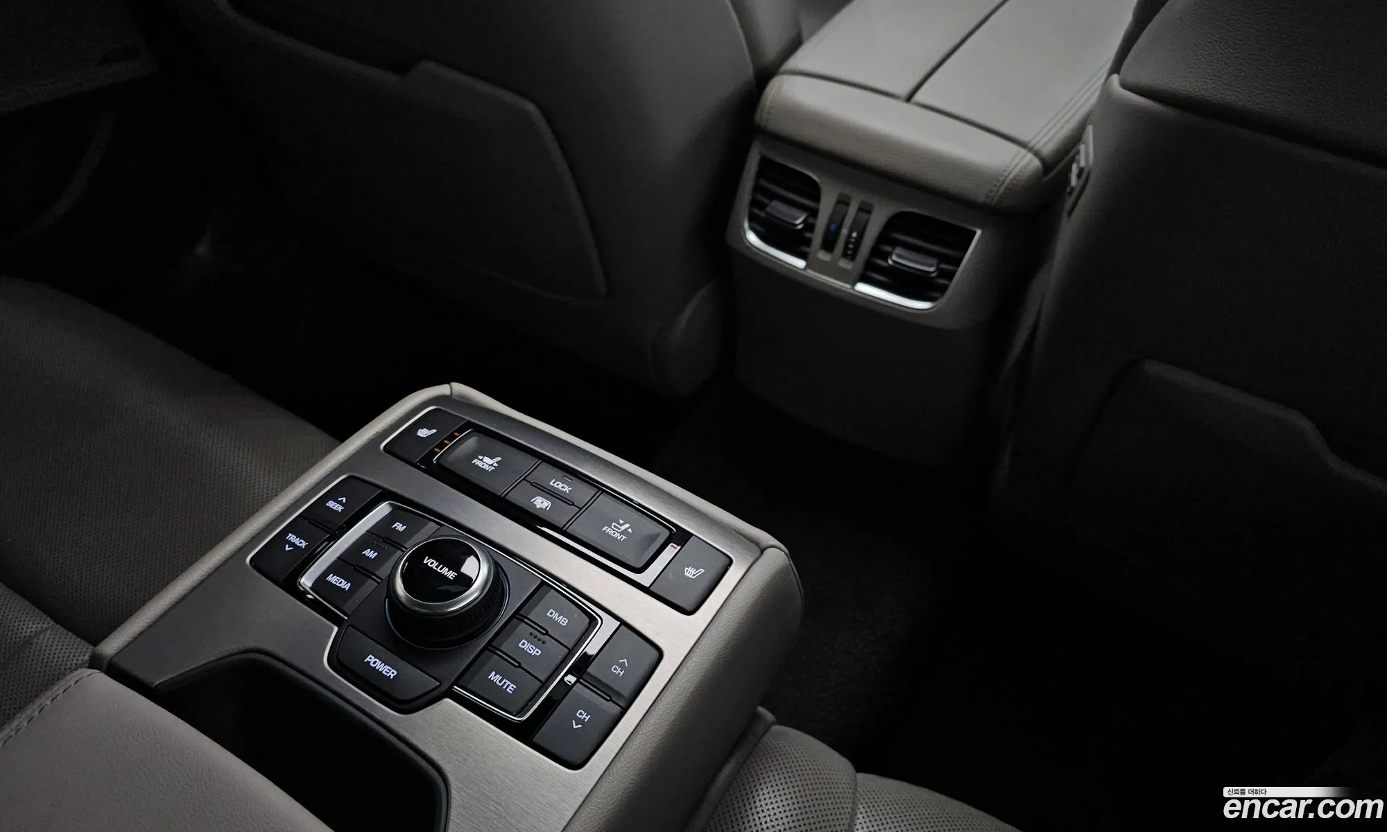 Hyundai Genesis DH 2014 — 20