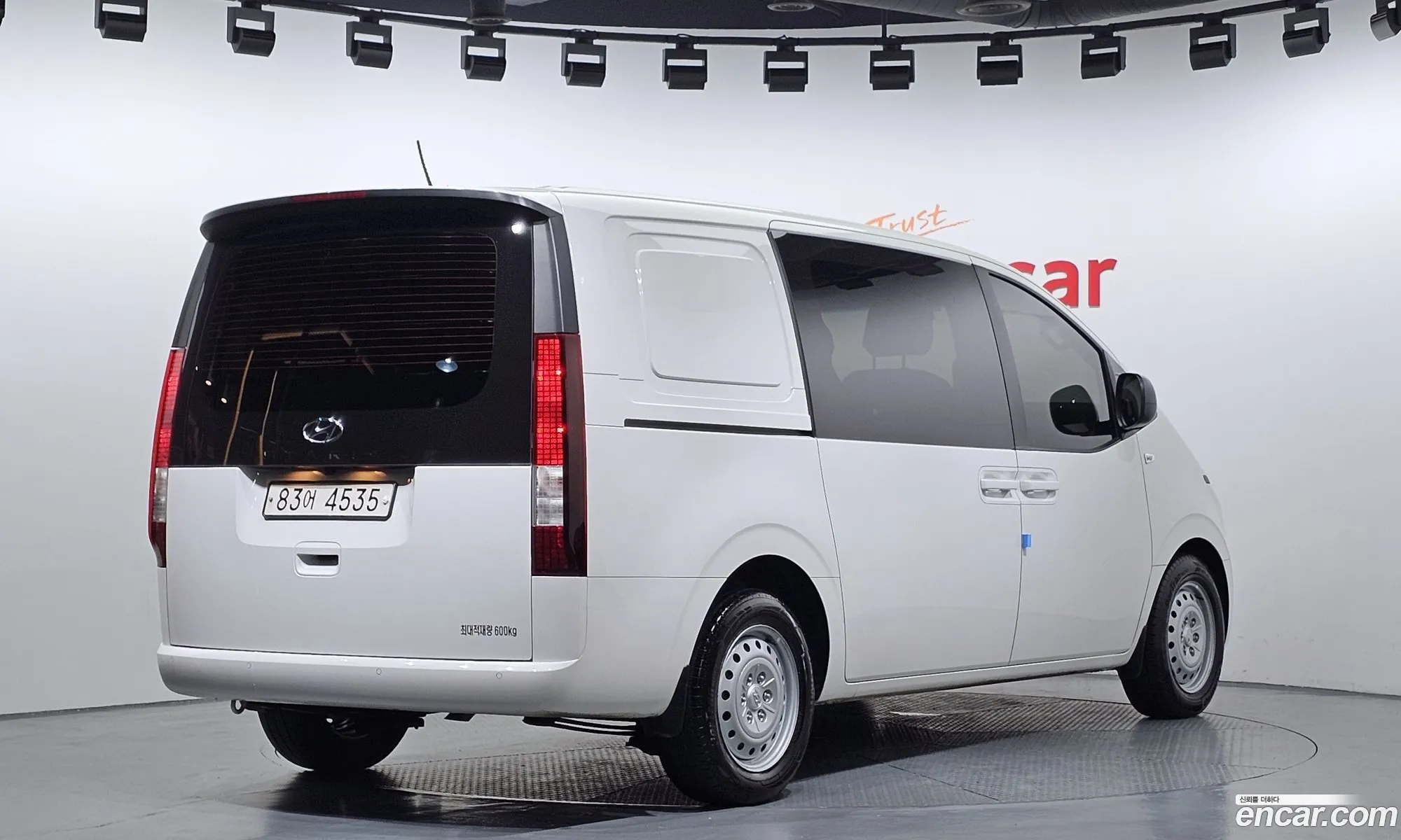 Hyundai Staria 2021 — 21