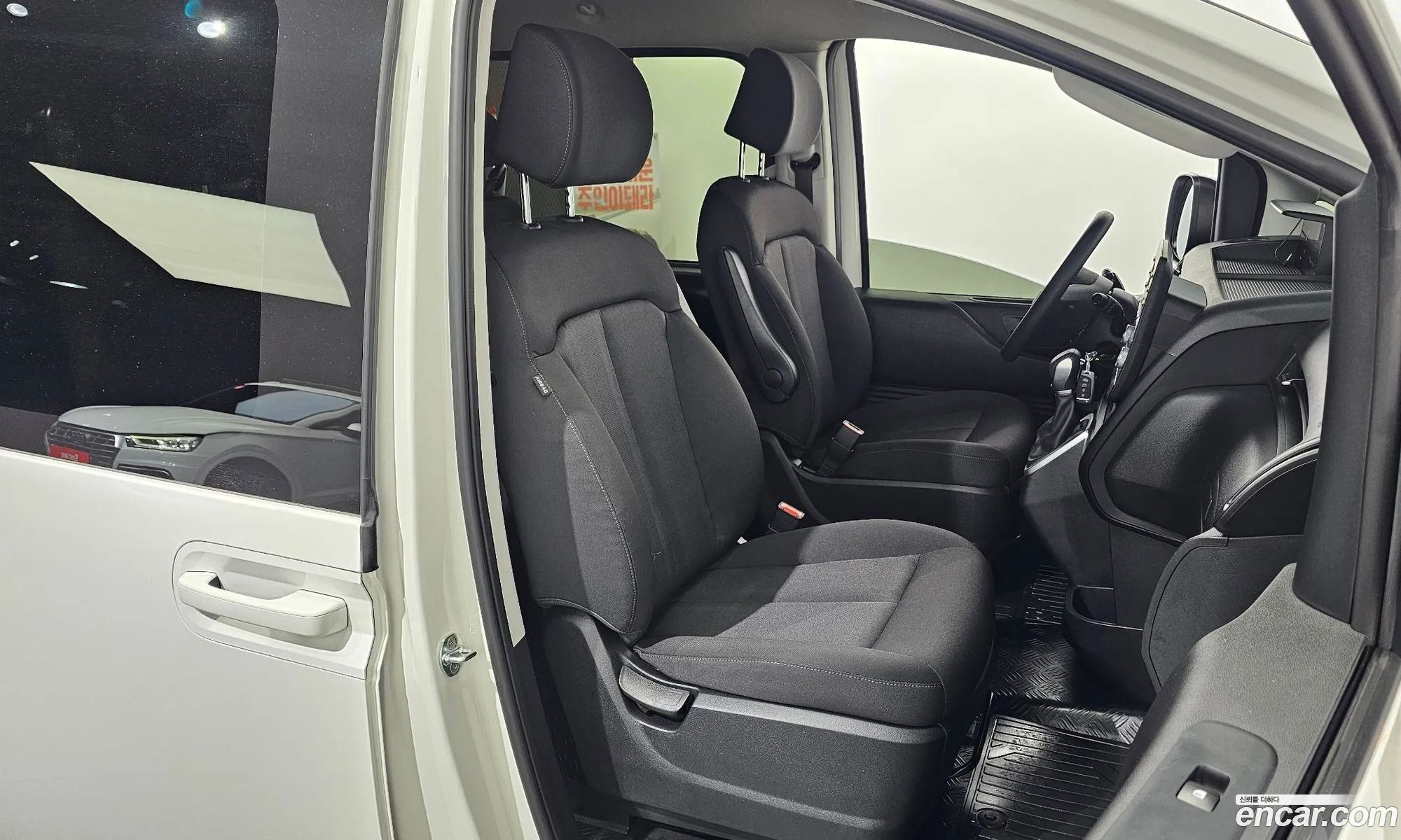 Hyundai Staria 2021 — 7