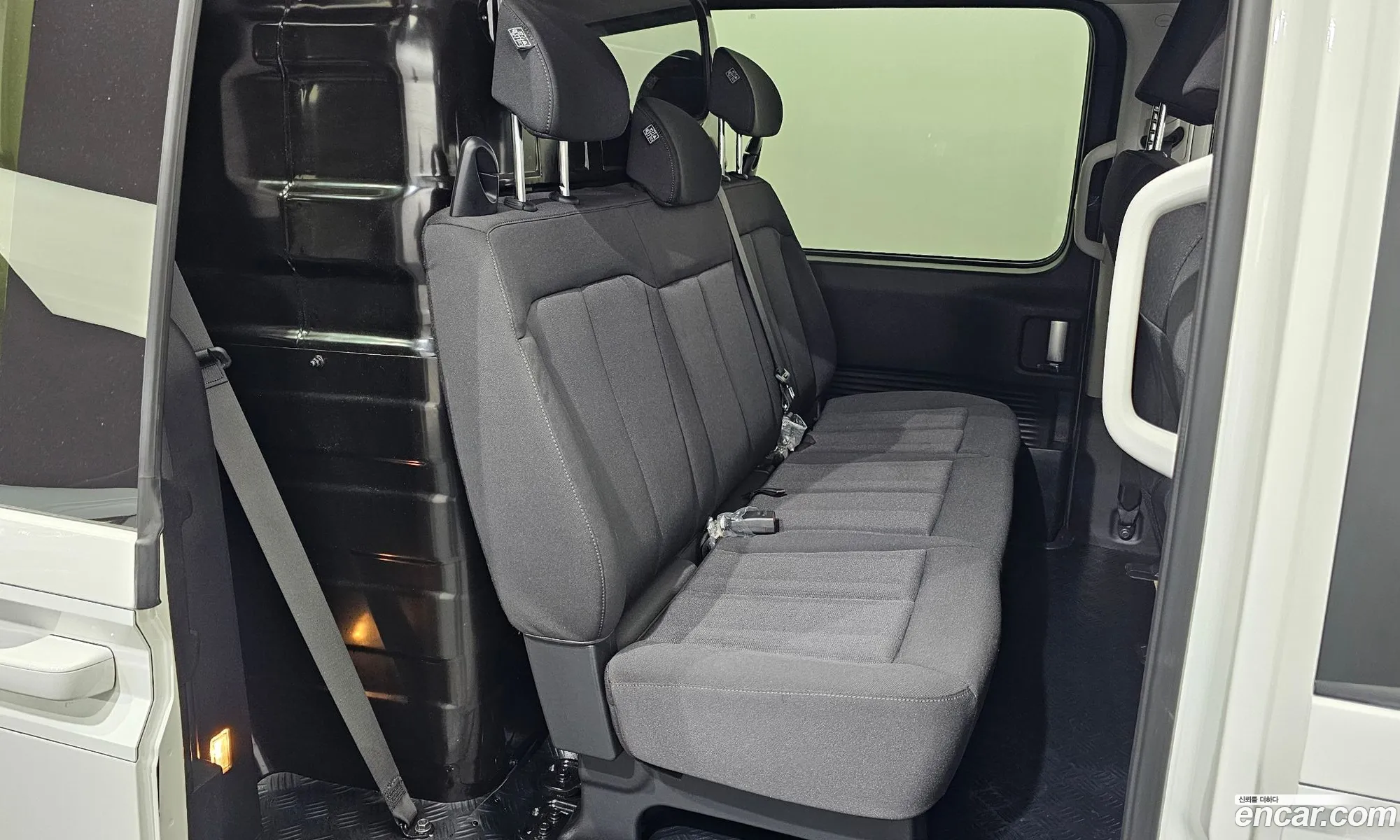 Hyundai Staria 2021 — 27