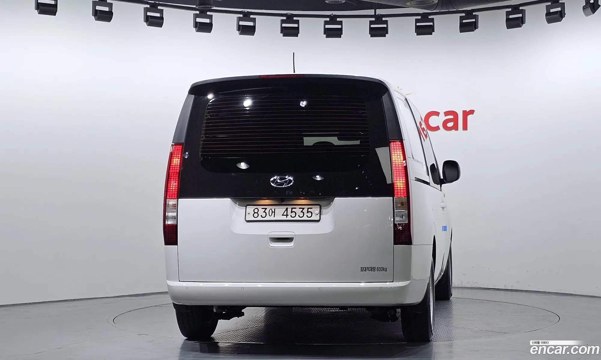 Hyundai Staria 2021 — 16
