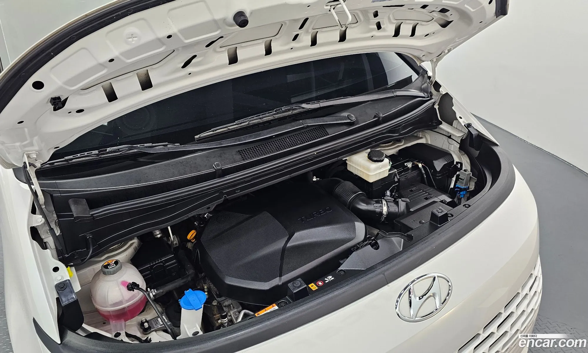 Hyundai Staria 2021 — 5