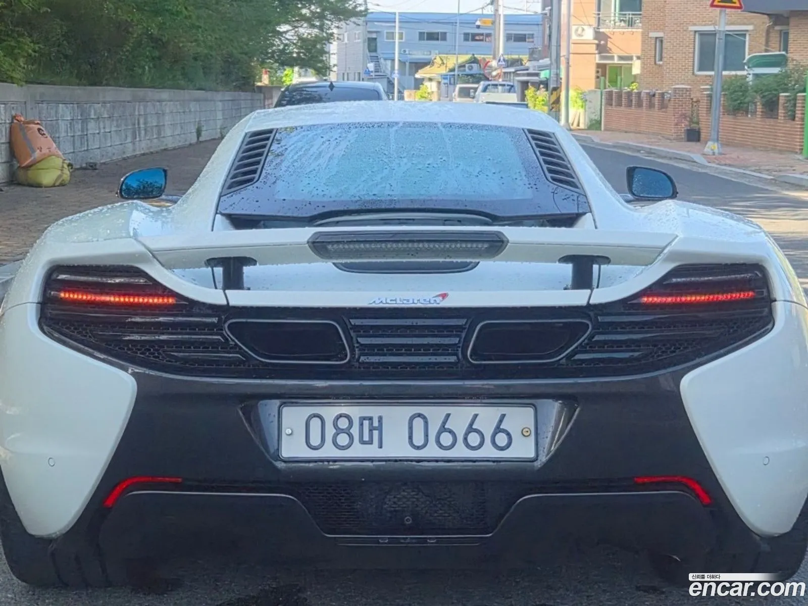McLaren 650S