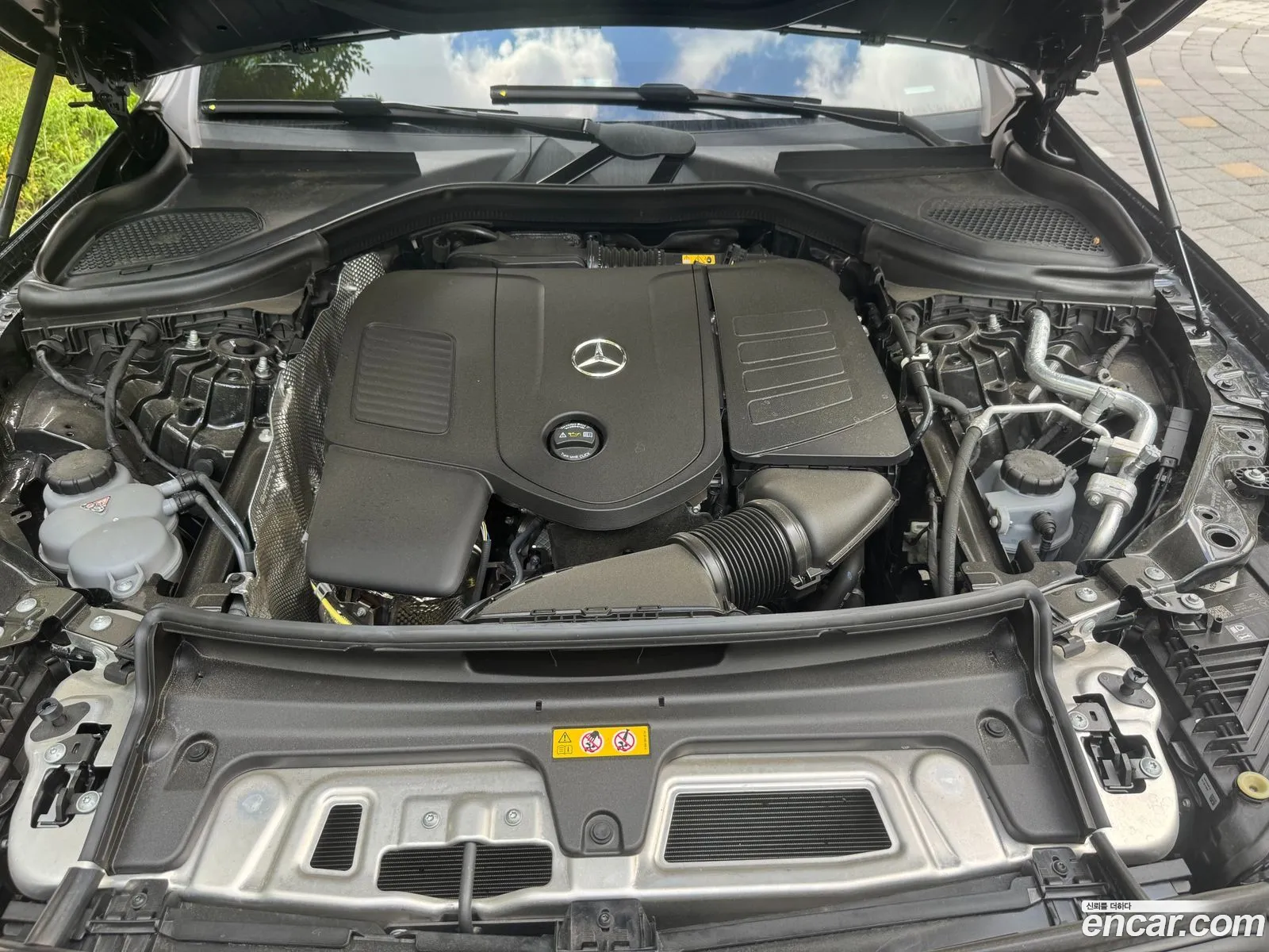 Mercedes-Benz GLC-Class X254 2024 — 12