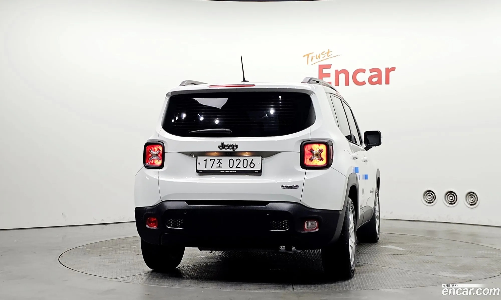 Jeep Renegade 2016 1C4BU0000GPD57555 — 9