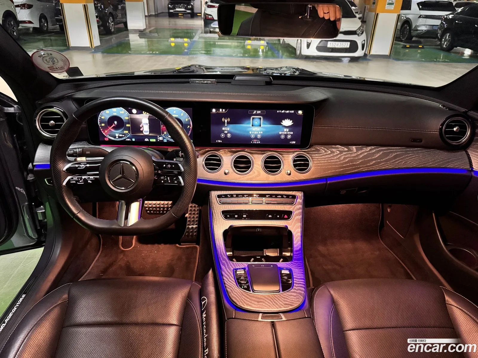 Mercedes-Benz E-Class W213 2023 — 15