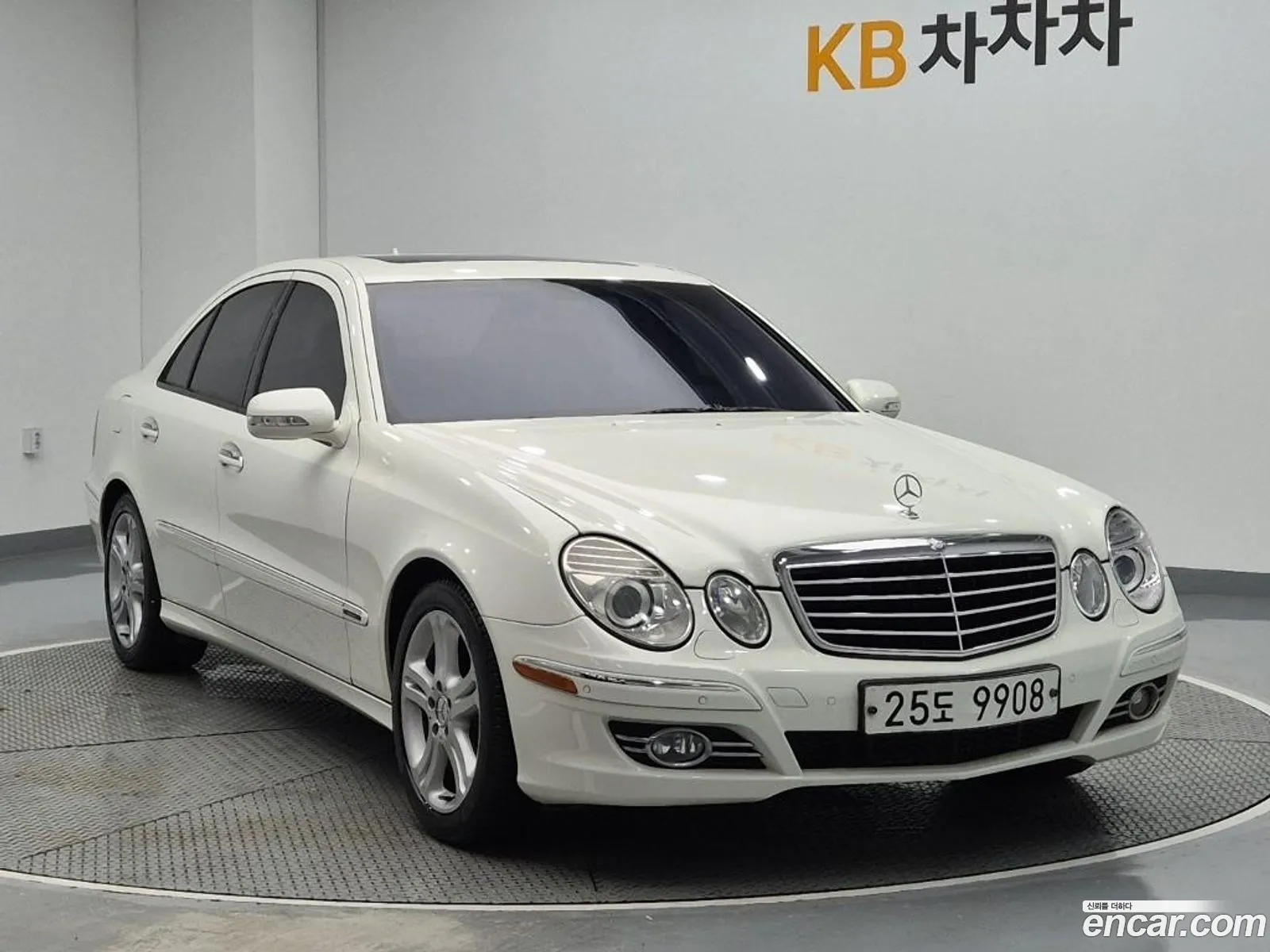 Mercedes-Benz E-Class W211 2007 — 3