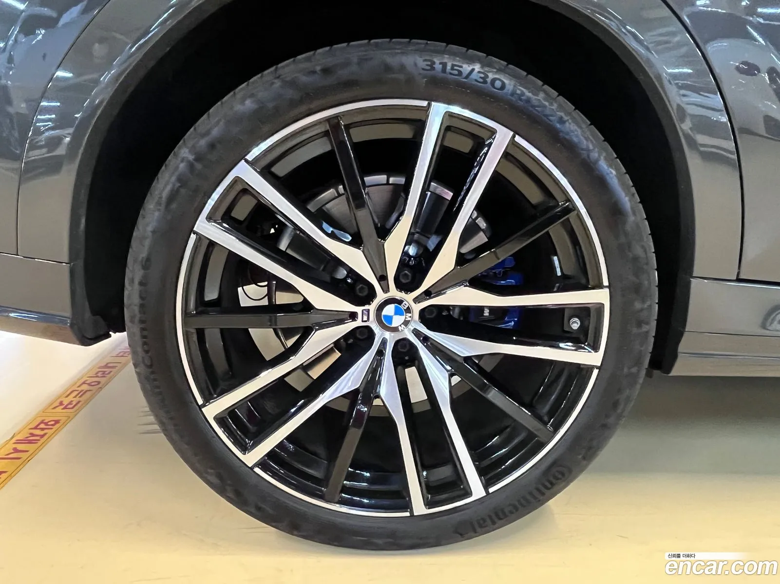 BMW X6 2023 — 9