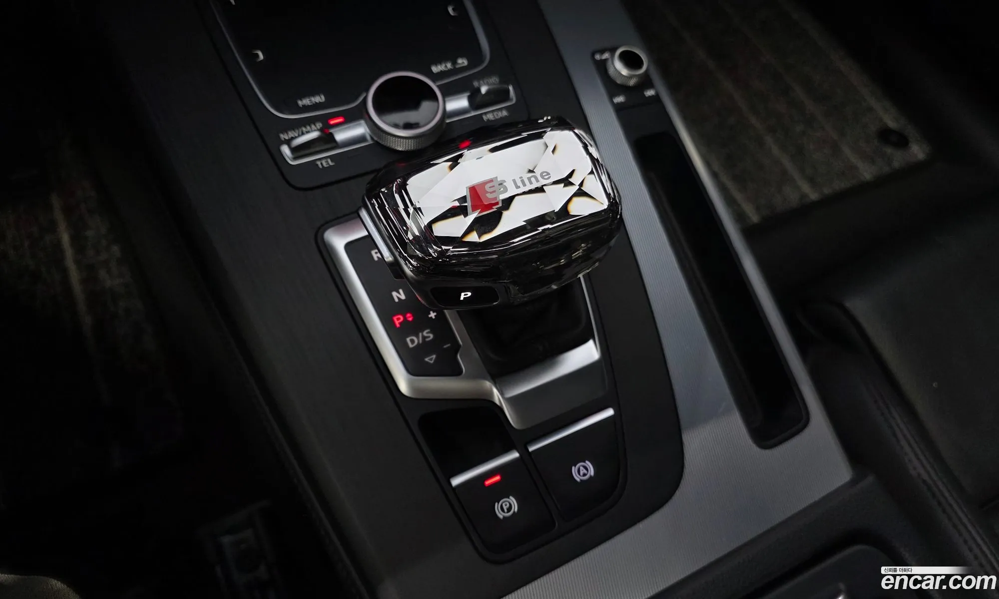 Audi Q5 2020 WAUZZZFY7L2084371 — 3