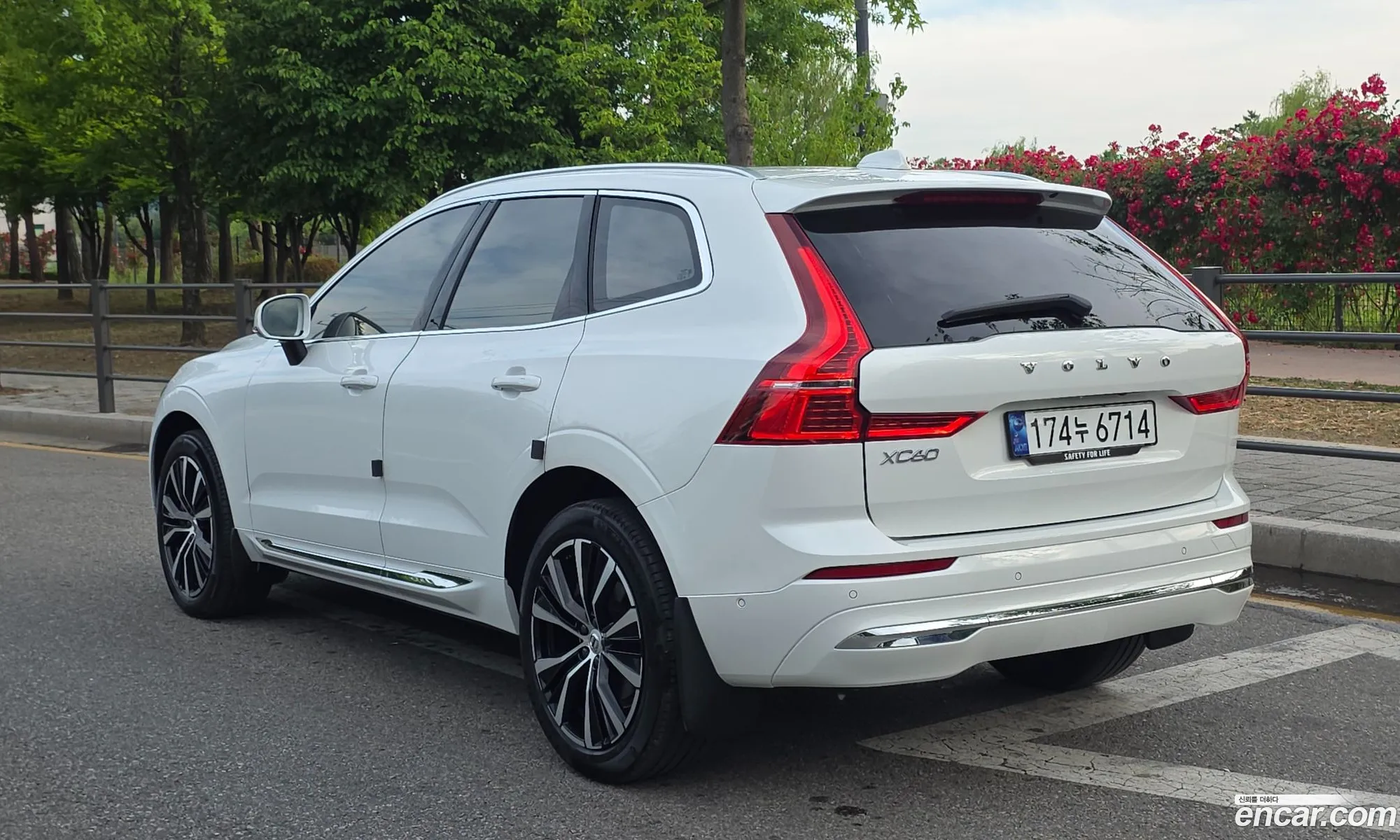 Volvo XC60 2023 — 6