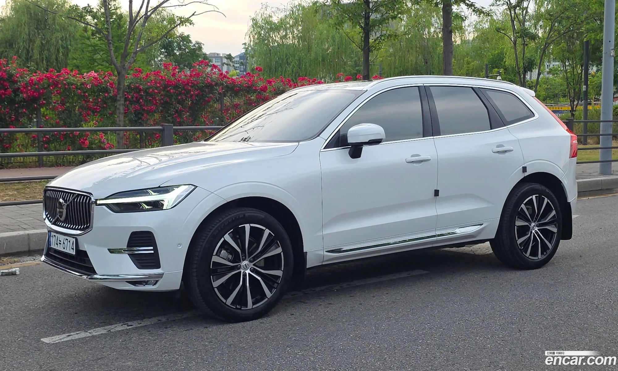 Volvo XC60 2023 — 12