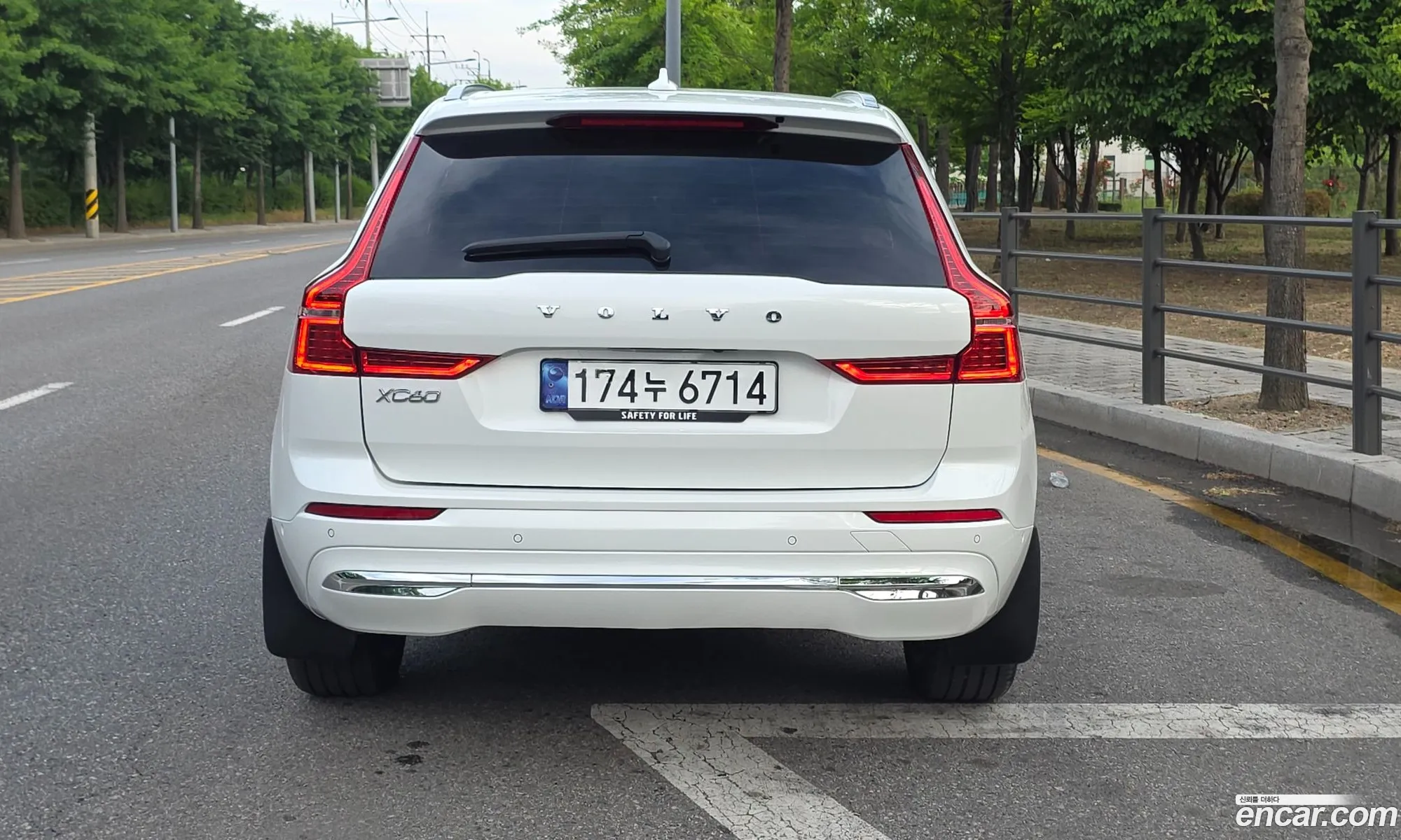 Volvo XC60 2023 — 19