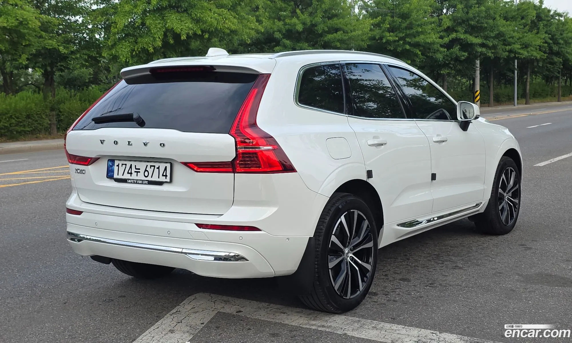 Volvo XC60 2023 — 11