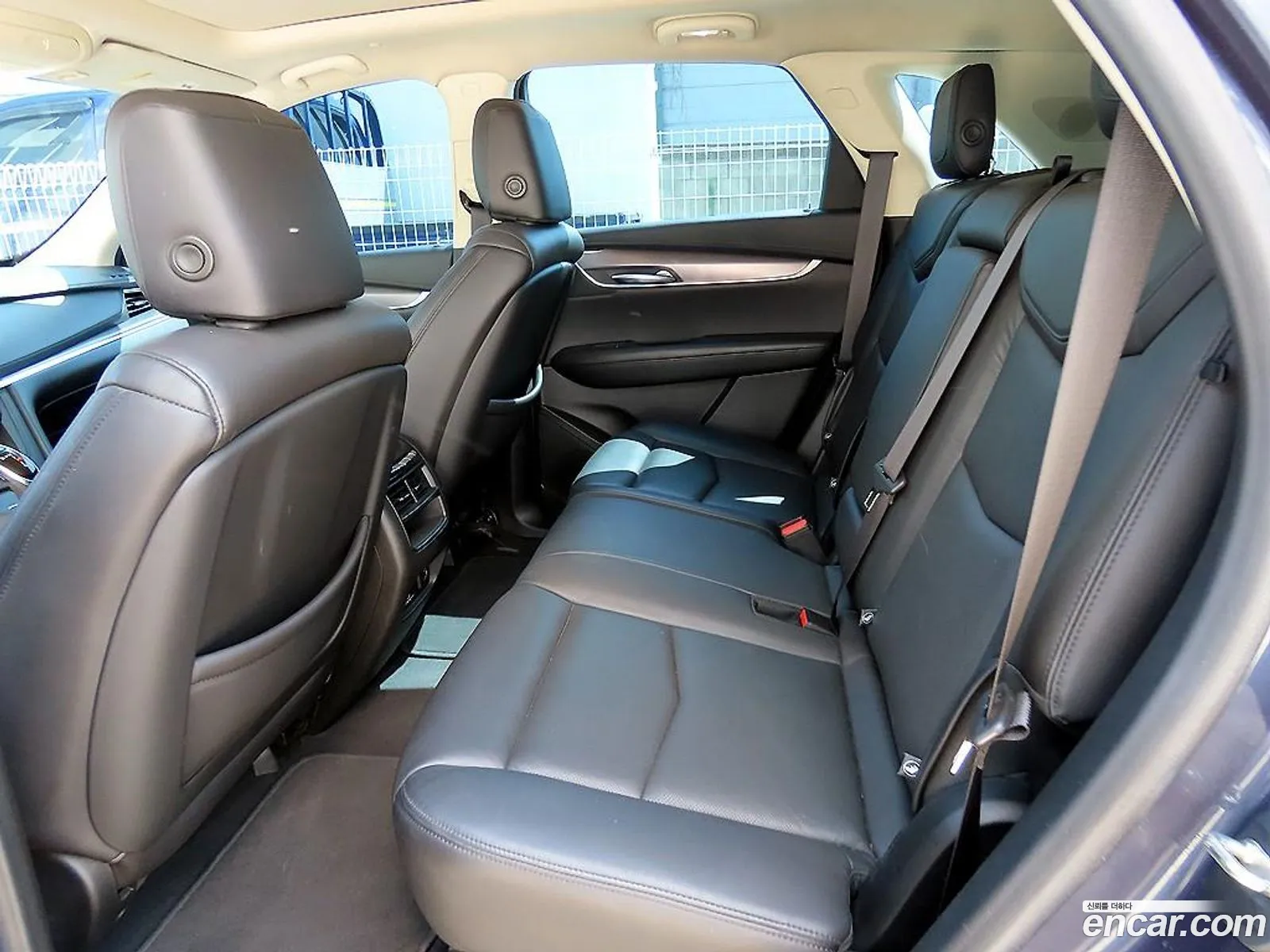 Cadillac XT5 2019 — 16