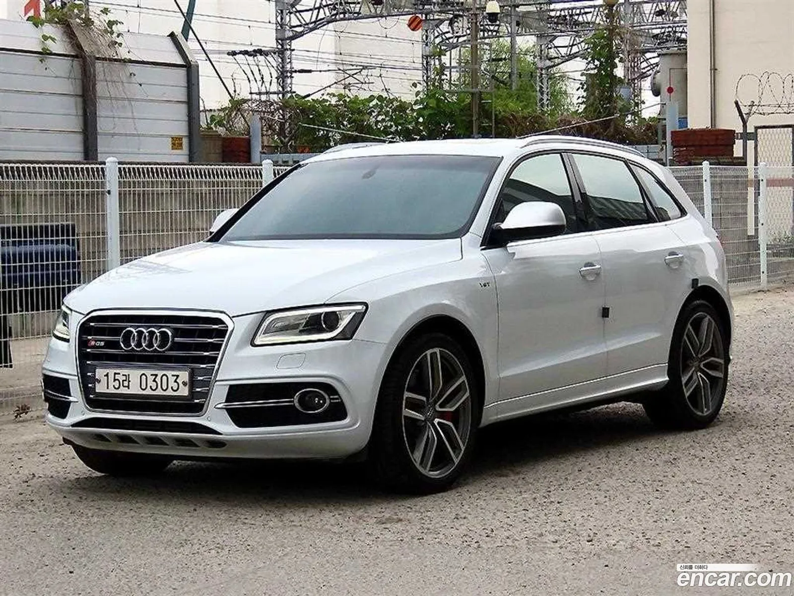 Audi SQ5 2016 — 13