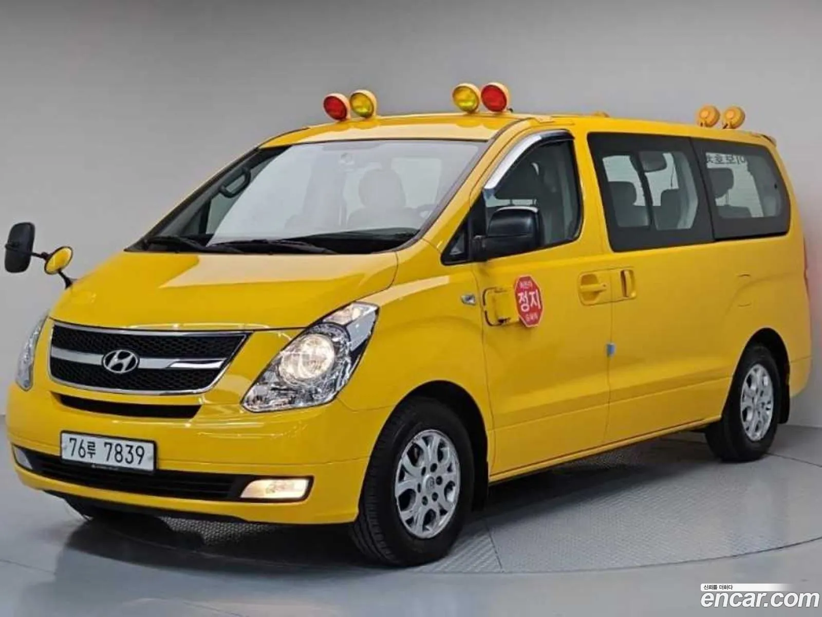 Hyundai Grand Starex 2014 — 15