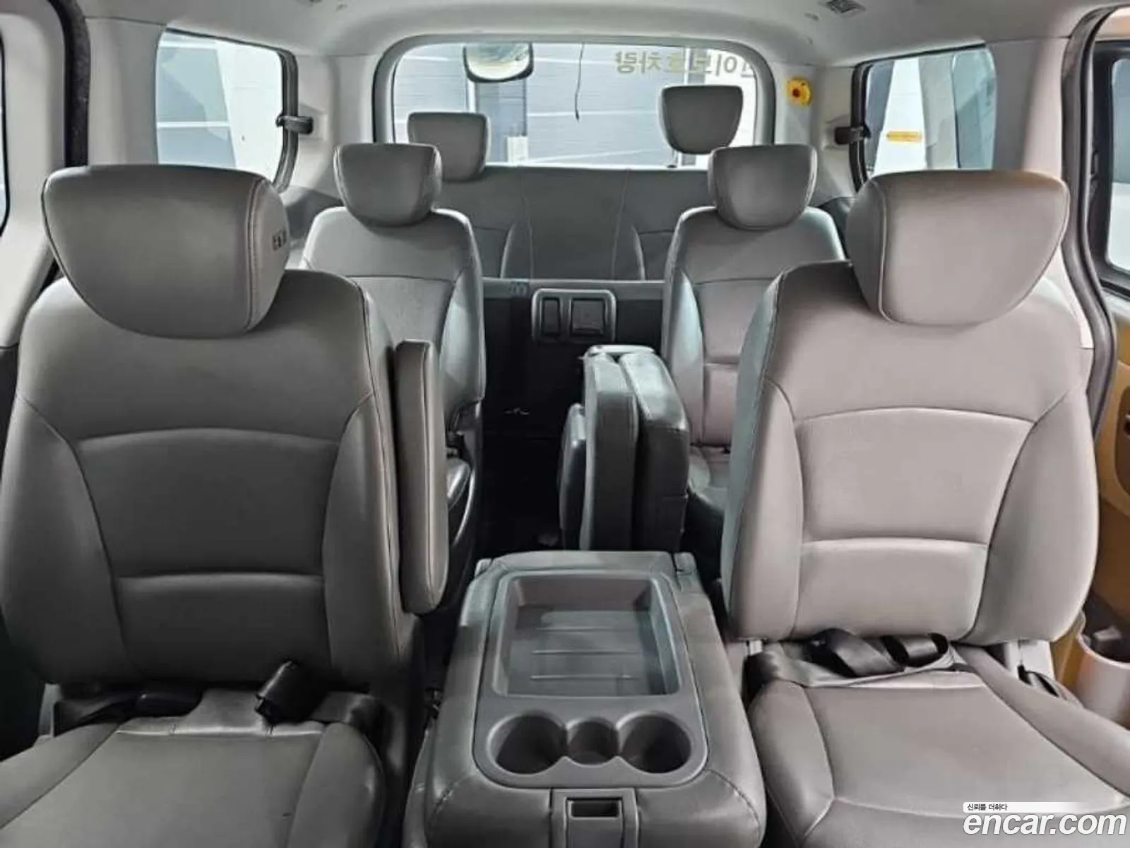 Hyundai Grand Starex 2014 — 14